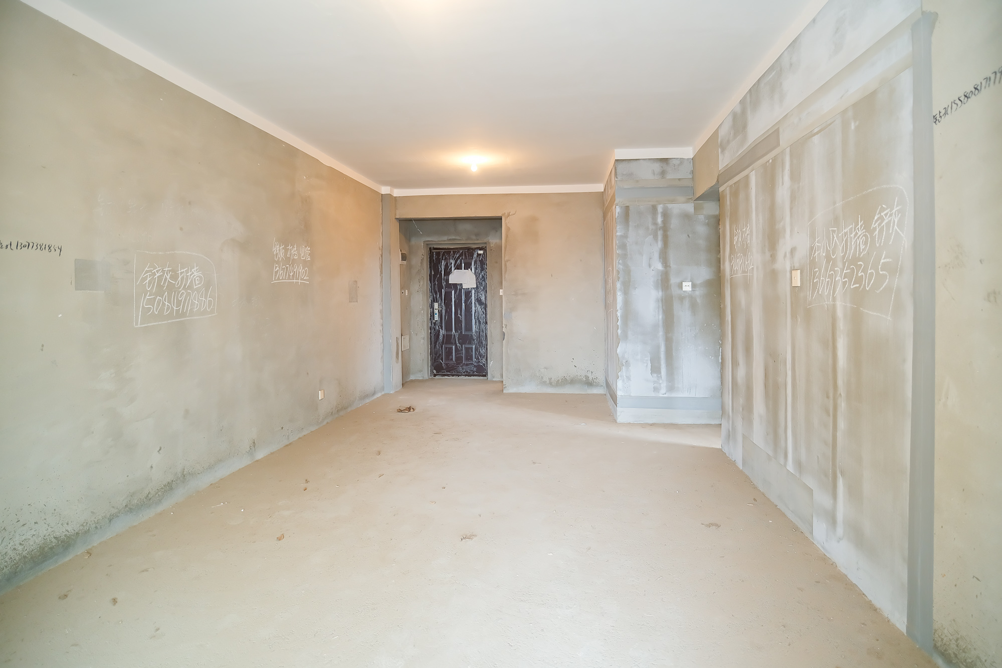 山水湾 3室2厅1卫 75.0万 山水湾 3室2厅1卫 75.0万客厅