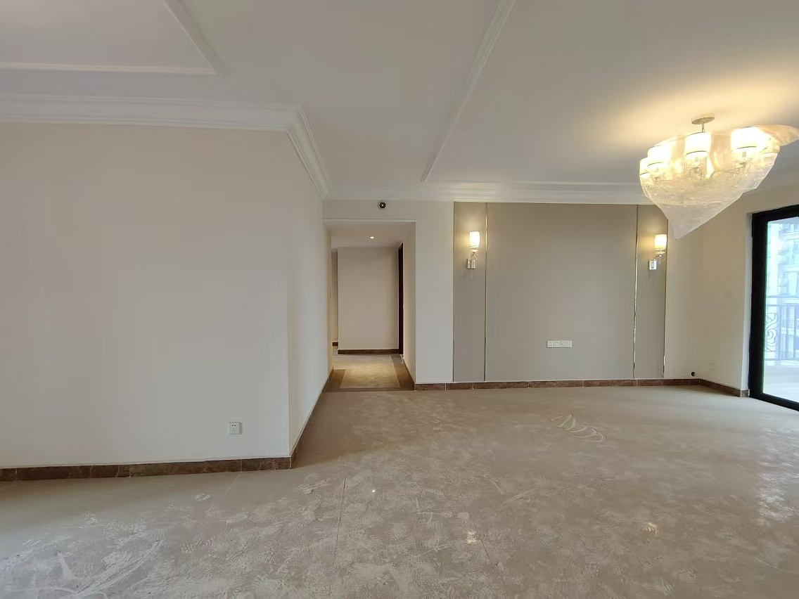 恒大华府  4室2厅2卫    139.8万 恒大华府  4室2厅2卫    139.8万室内图