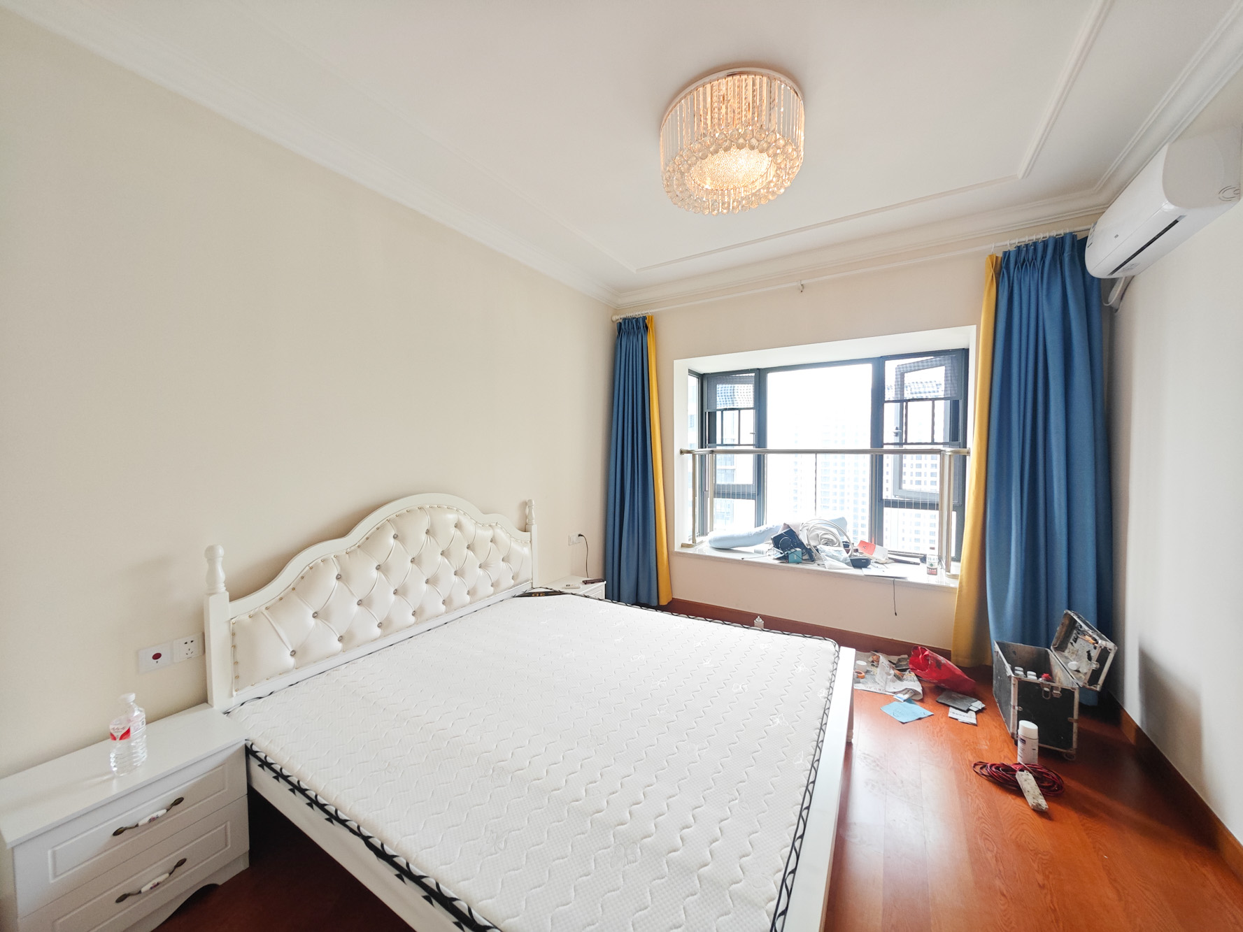 恒大上林苑  3室2厅2卫    128.0万卧室