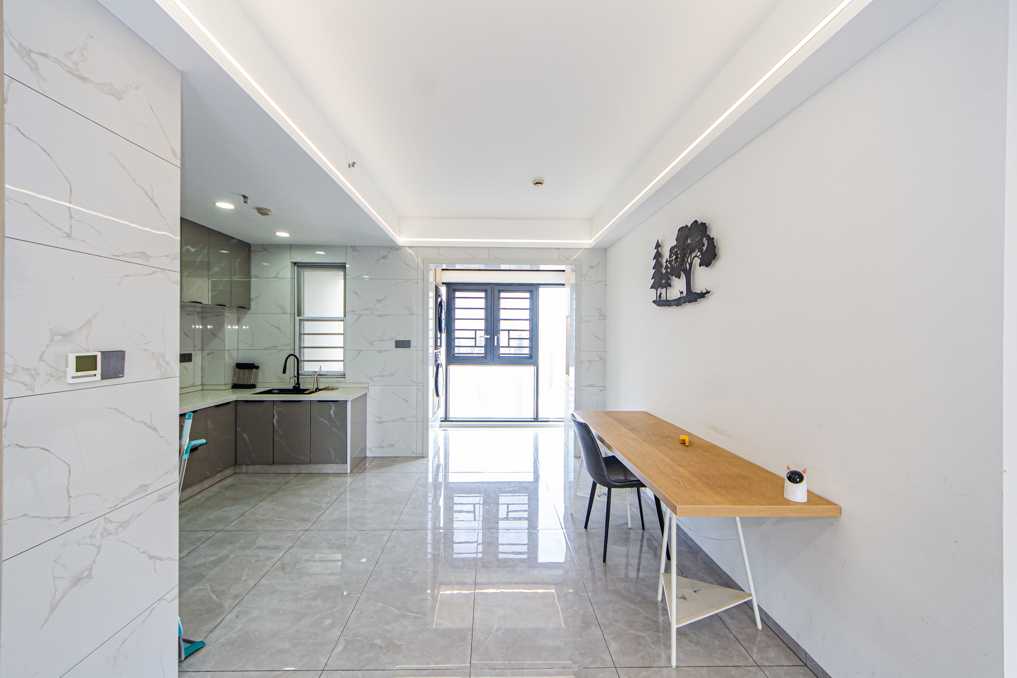 北辰三角洲E7区 3室2厅2卫 190.0万 北辰三角洲E7区 3室2厅2卫 190.0万客厅