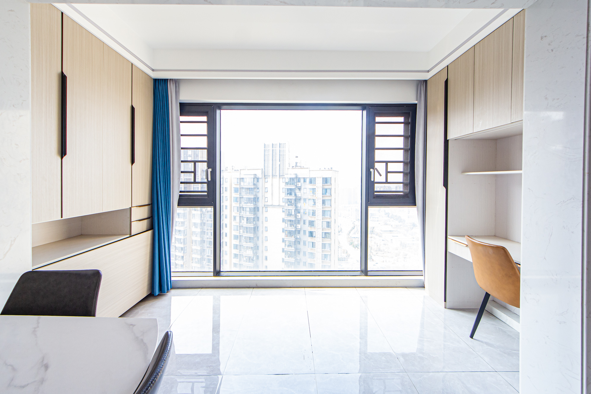 北辰三角洲E7区 3室2厅2卫 190.0万 北辰三角洲E7区 3室2厅2卫 190.0万阳台