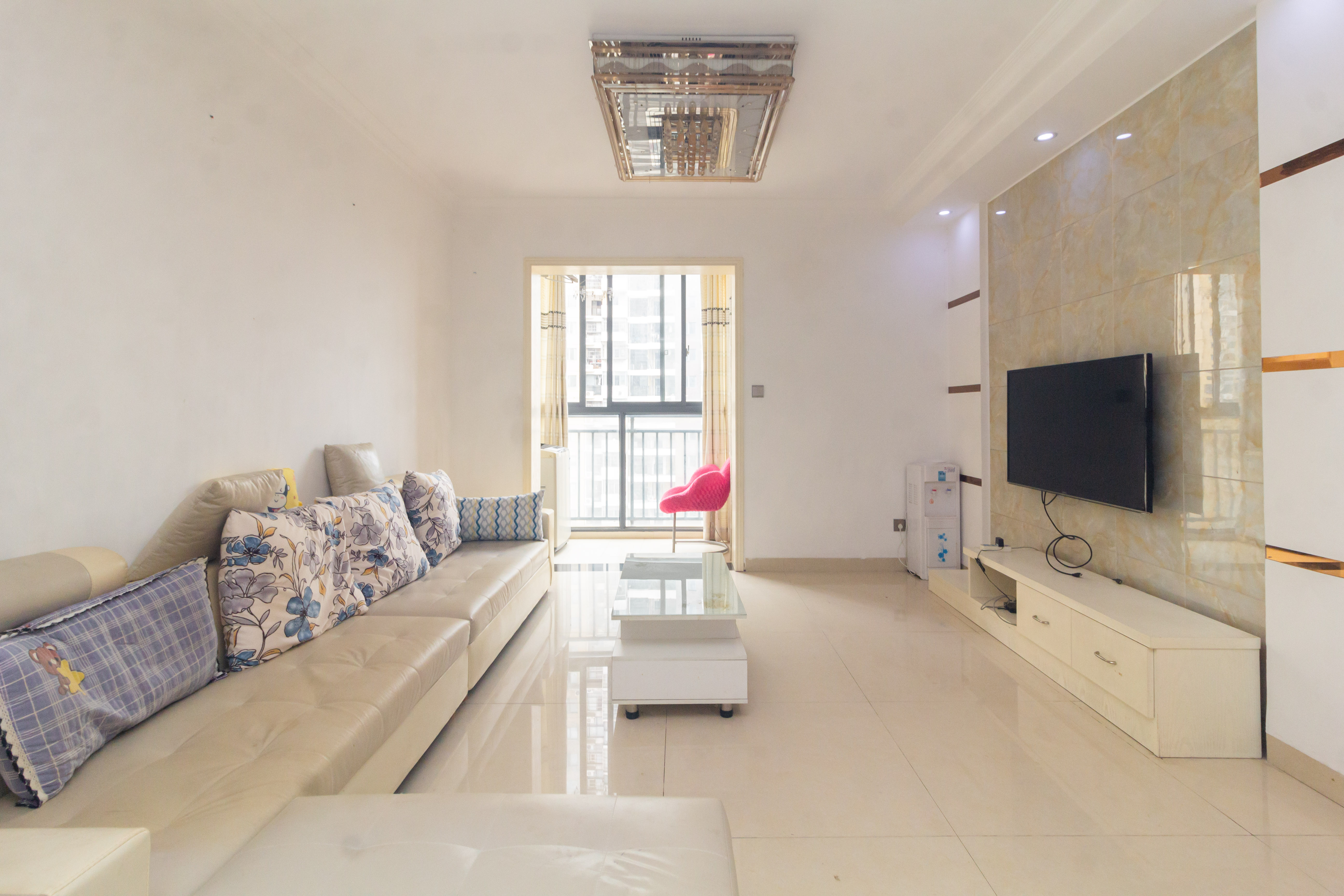 中国铁建国际城一期  2室2厅1卫    49.8万 中国铁建国际城一期  2室2厅1卫    49.8万