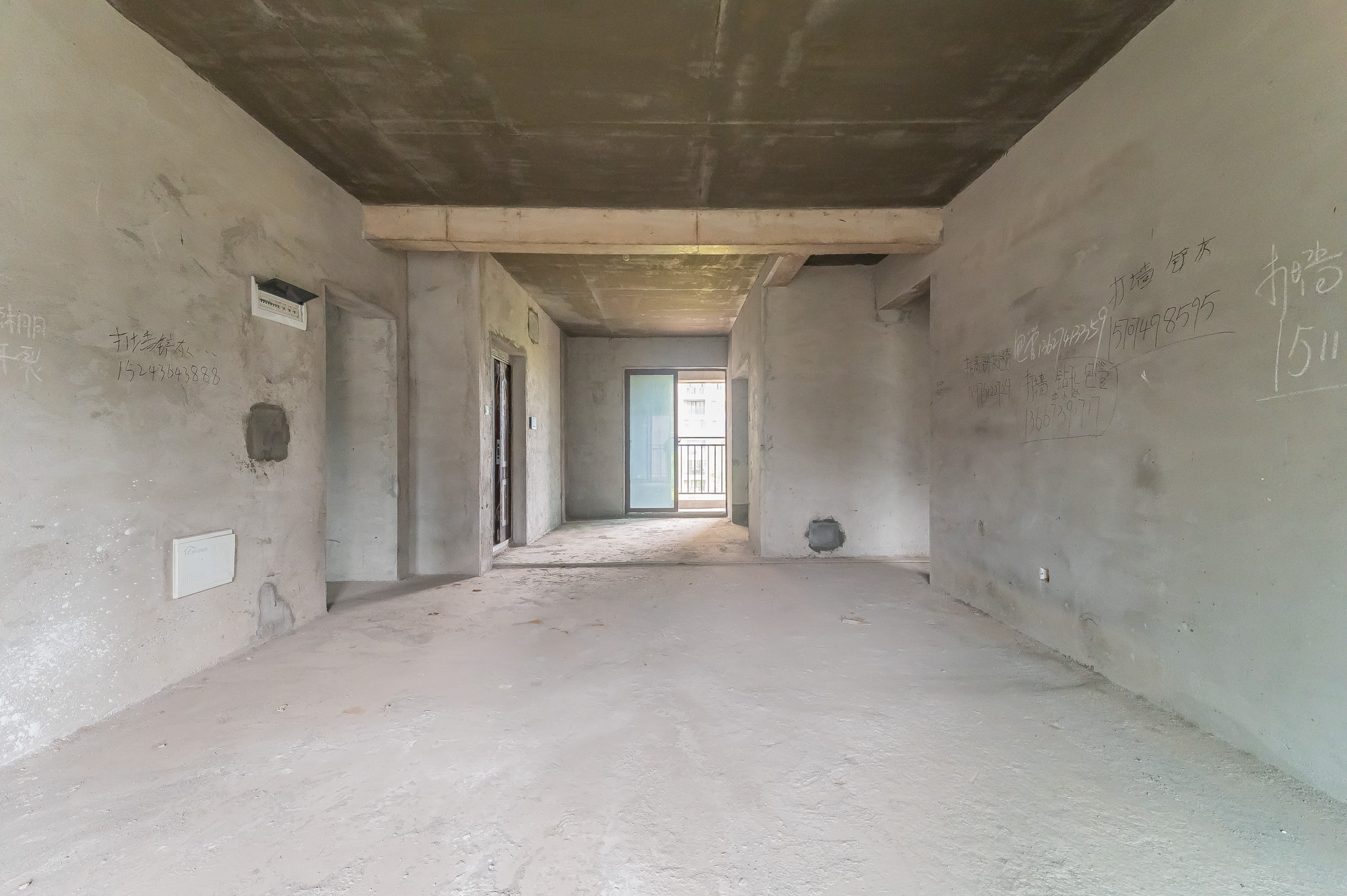 艺源颂雅小区(719街区)  4室2厅2卫    103.0万 艺源颂雅小区(719街区)  4室2厅2卫    103.0万