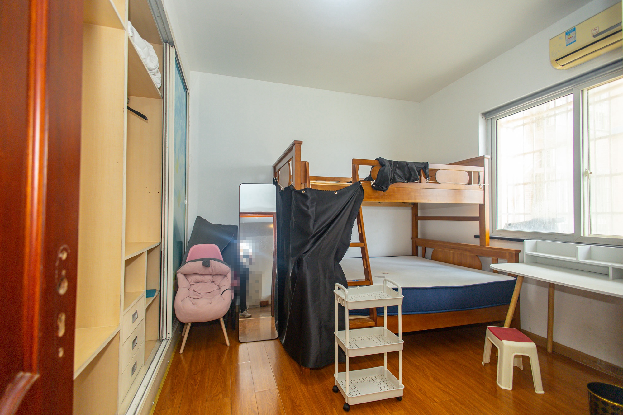 筑梦园  1室1厅1卫    46.8万 筑梦园  1室1厅1卫    46.8万卧室