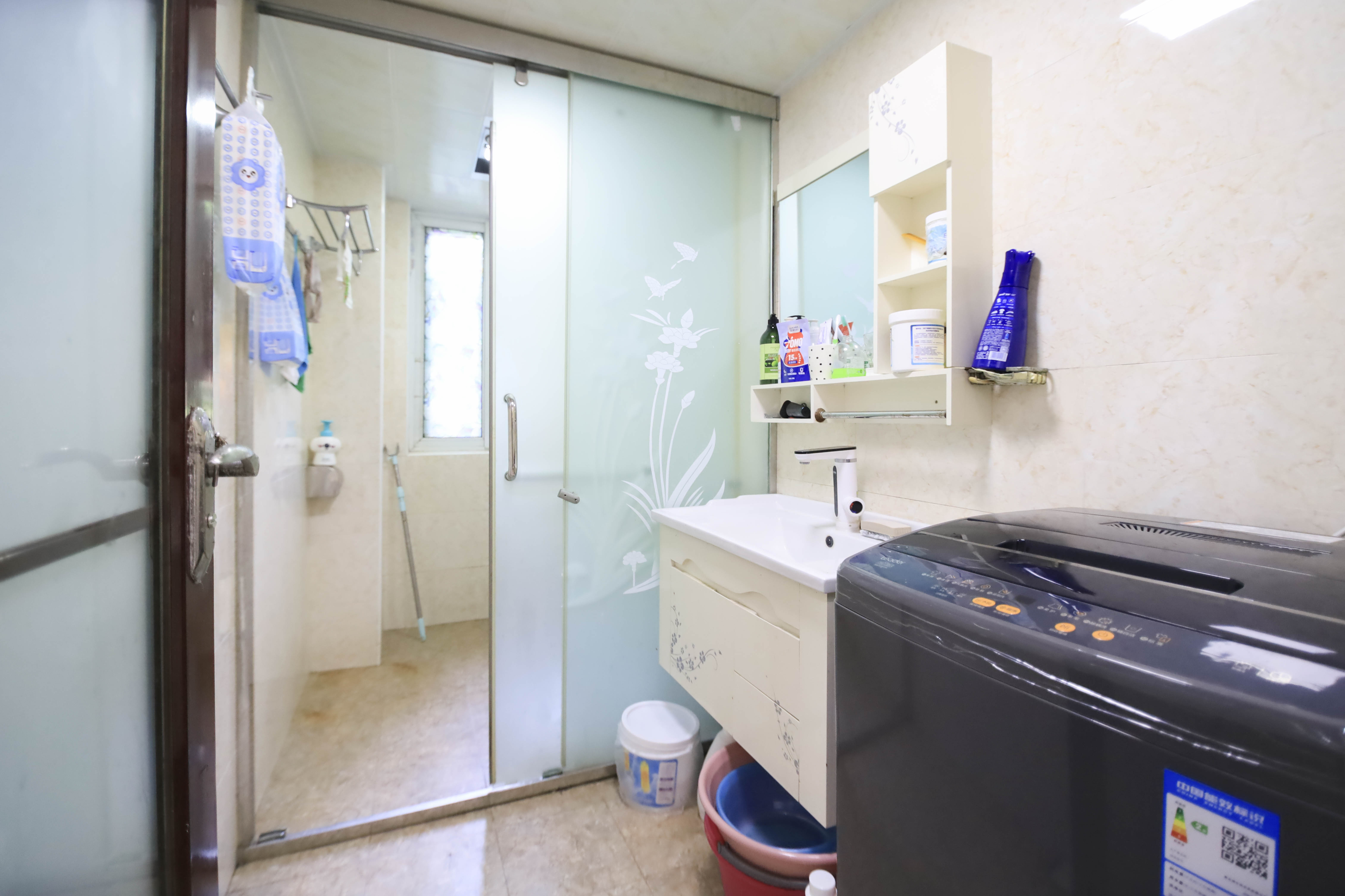 湘府十城（汇财御景湾新寓,汇财国际）  4室2厅2卫   113.00万卫生间