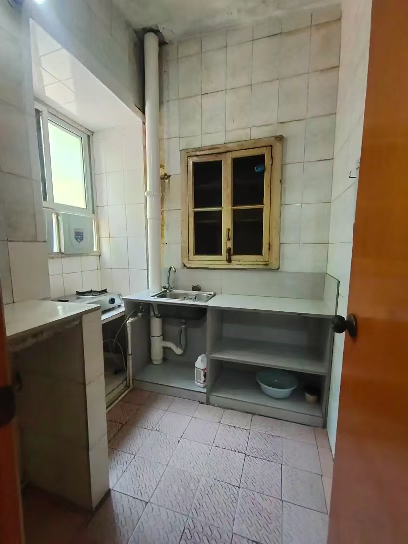 塘石村 2室1厅1卫 18.0万 塘石村 2室1厅1卫 18.0万室内图