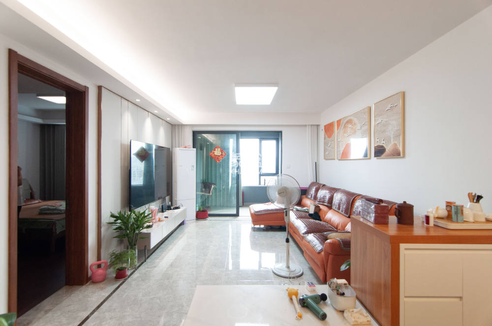 旭辉都会山  3室2厅1卫    185.0万