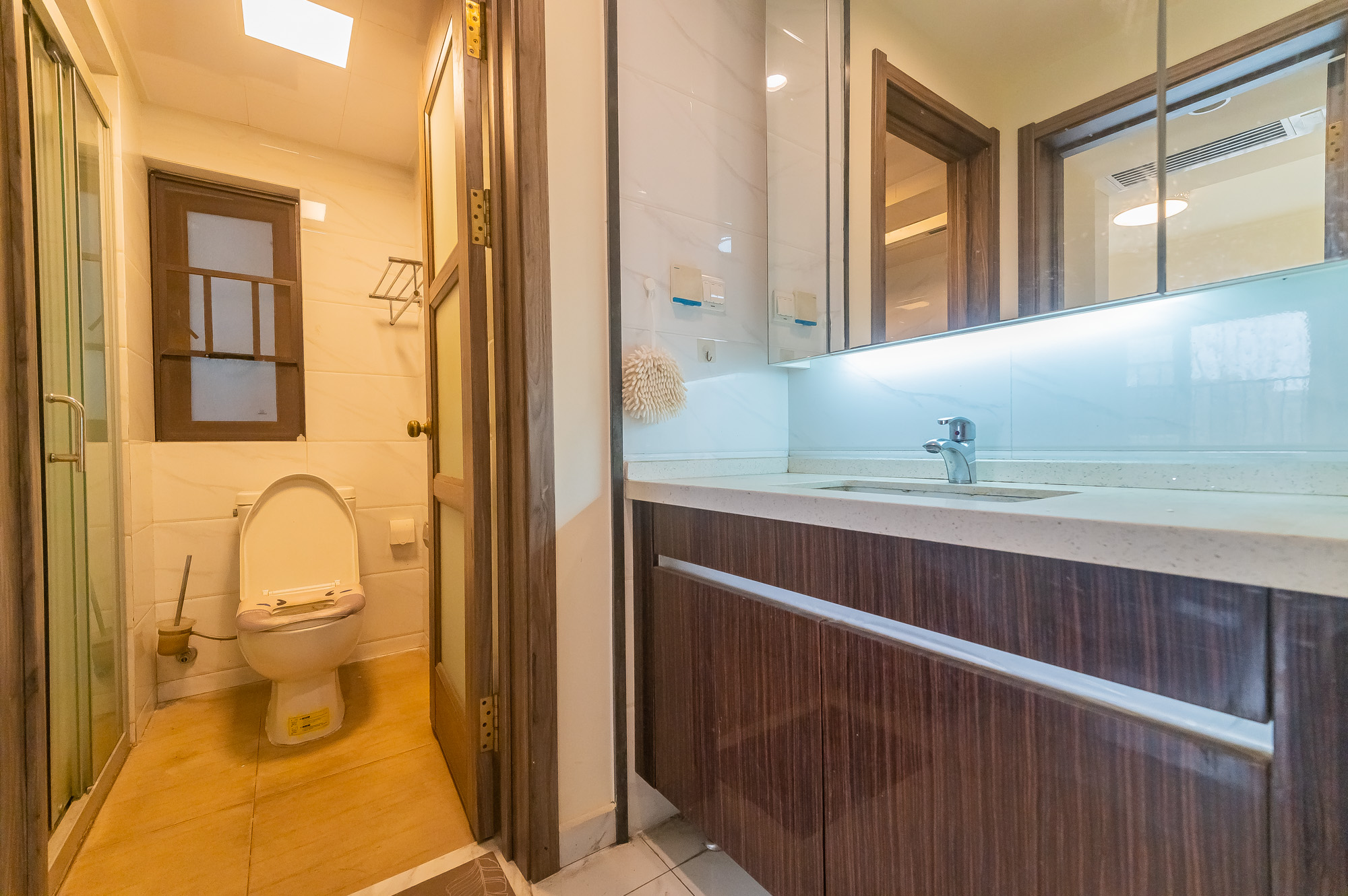 碧桂园中央花园 3室2厅2卫 112.0万 碧桂园中央花园 3室2厅2卫 112.0万卫生间