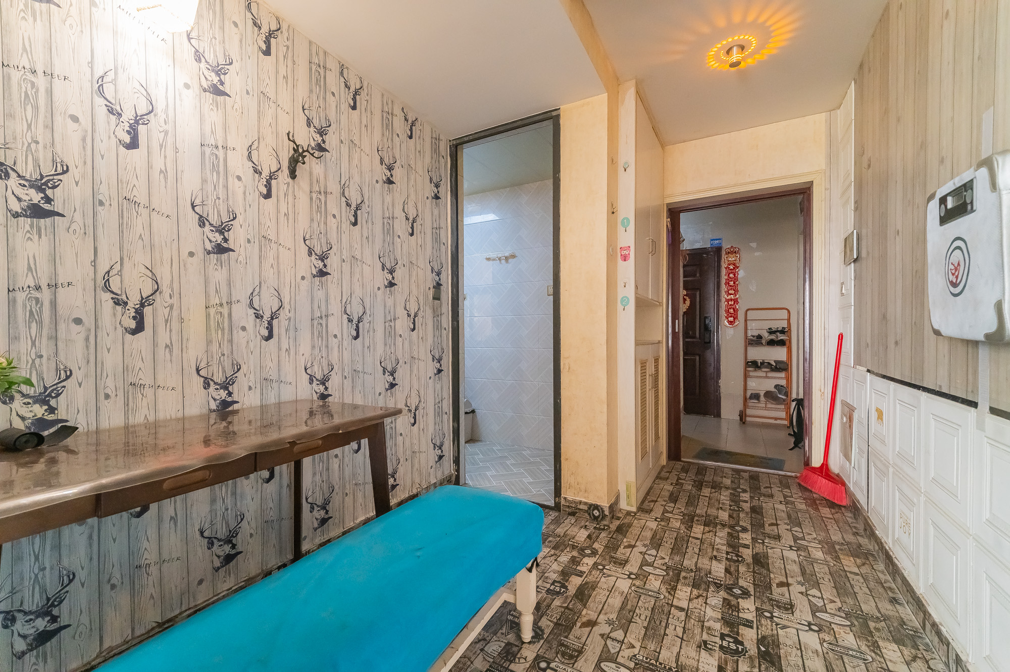 深业睿城 1室1厅1卫 32.8万 深业睿城 1室1厅1卫 32.8万客厅