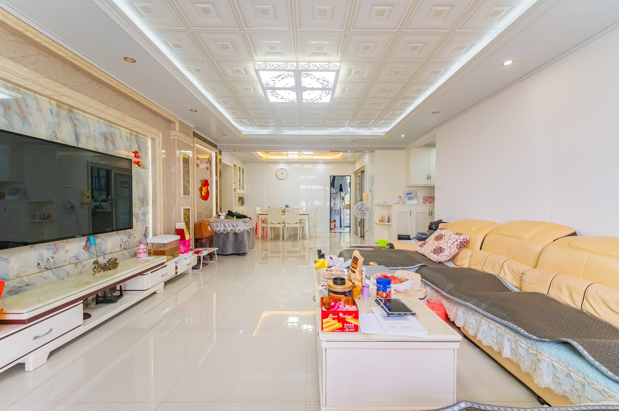 鹏基诺亚山林 4室2厅2卫 125.0万 鹏基诺亚山林 4室2厅2卫 125.0万客厅