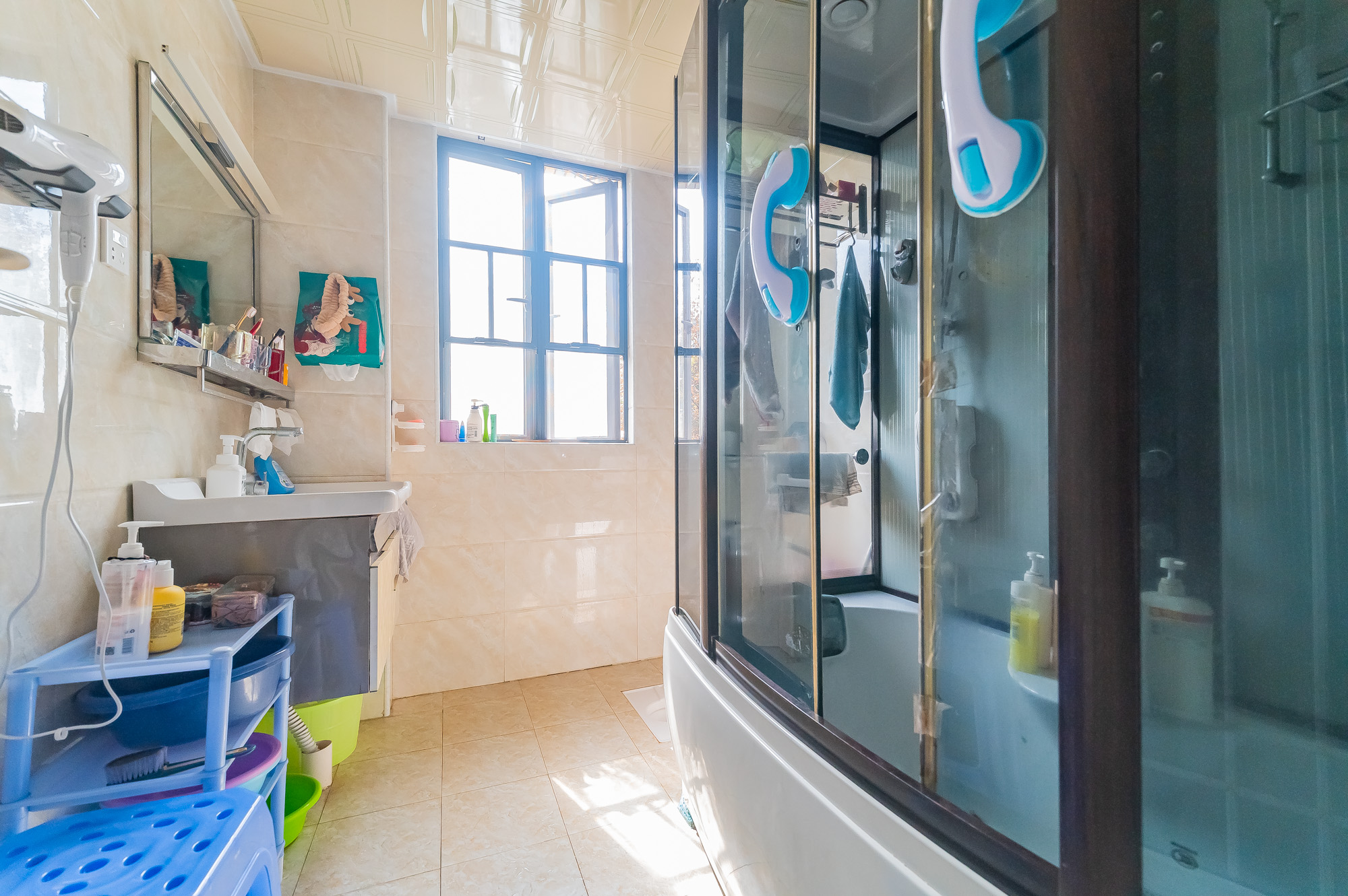 鹏基诺亚山林 4室2厅2卫 125.0万 鹏基诺亚山林 4室2厅2卫 125.0万卫生间