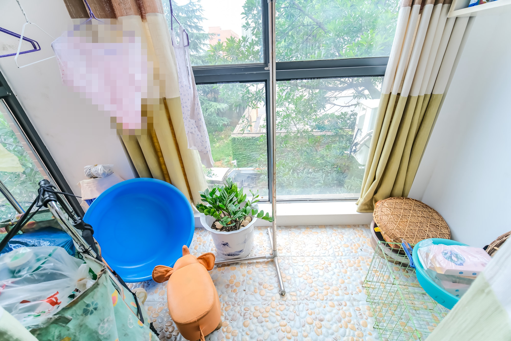 山水湾  2室2厅1卫   56.00万阳台