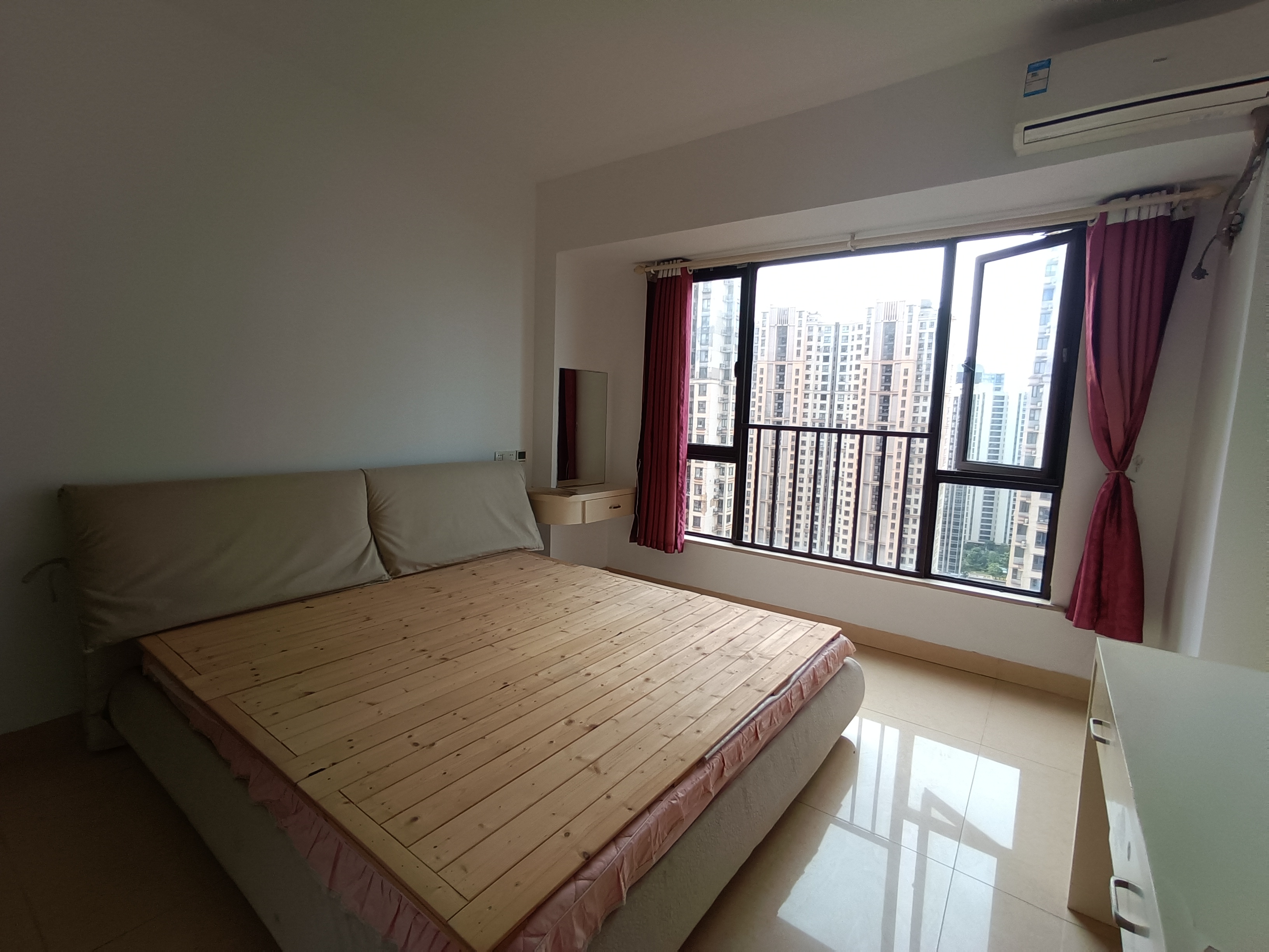 佳兆业金域天下二期 3室2厅2卫 52.0万 佳兆业金域天下二期 3室2厅2卫 52.0万室内图