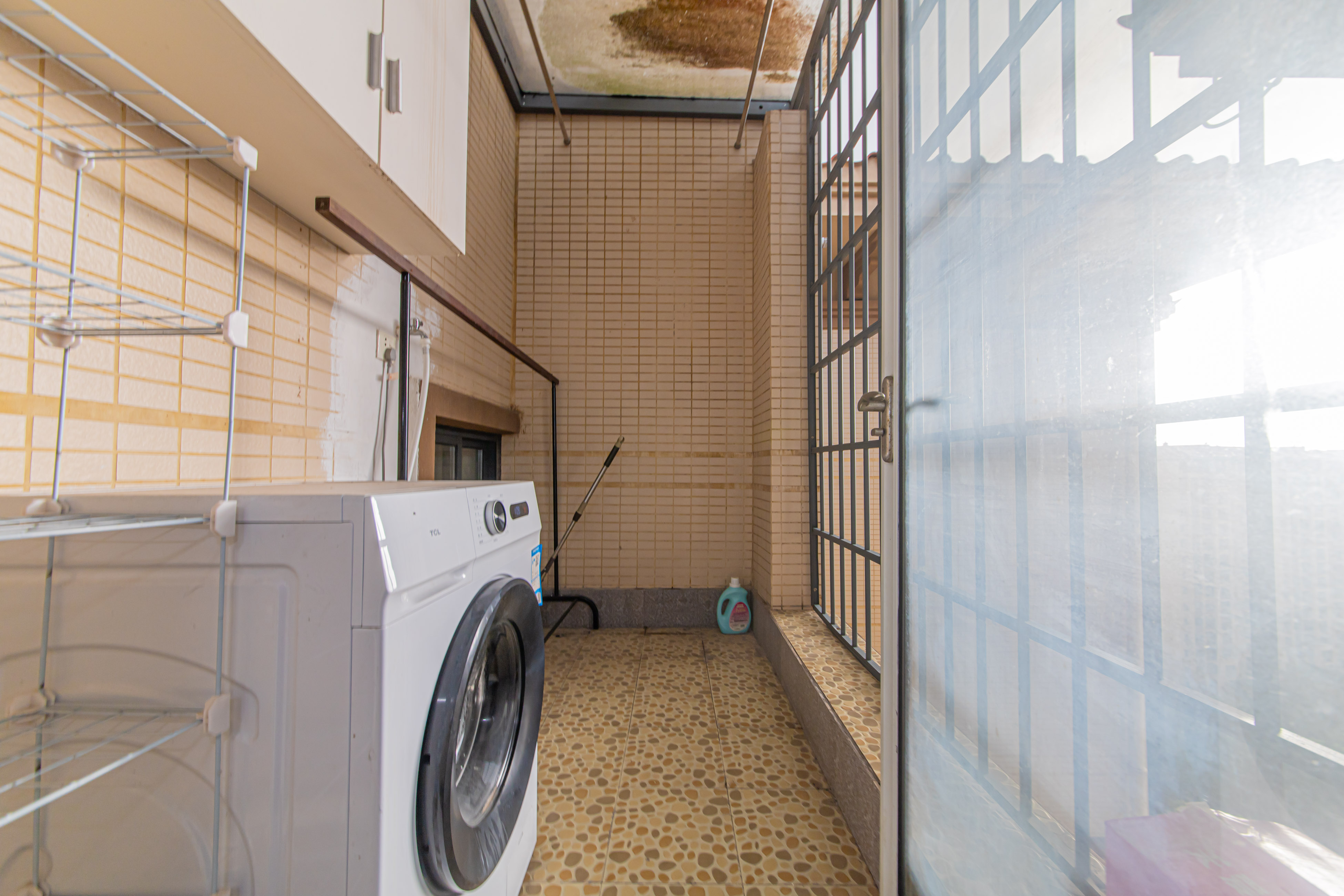 中建芙蓉嘉苑 3室2厅2卫 99.0万 中建芙蓉嘉苑 3室2厅2卫 99.0万厨房