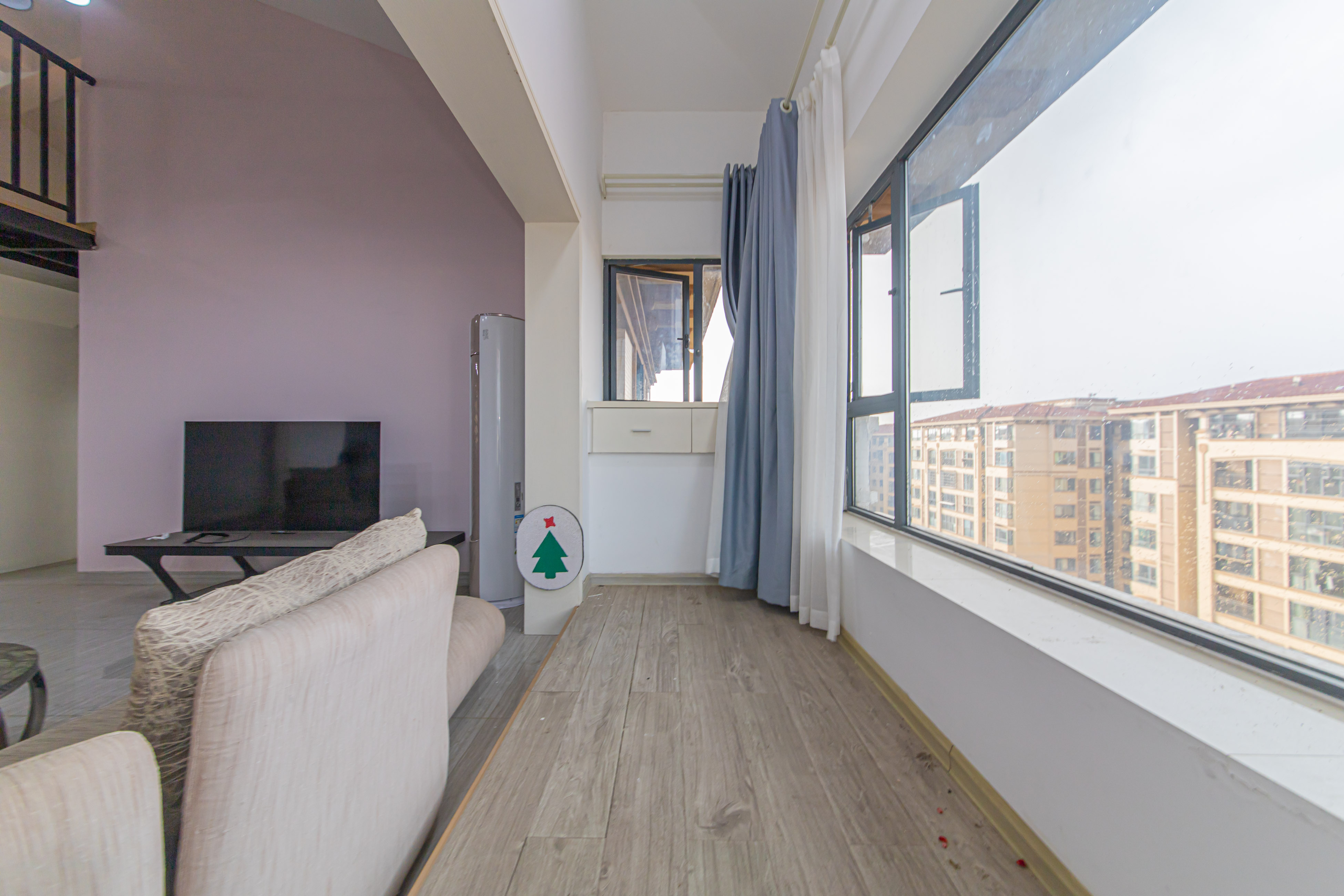 中建芙蓉嘉苑 3室2厅2卫 99.0万 中建芙蓉嘉苑 3室2厅2卫 99.0万阳台