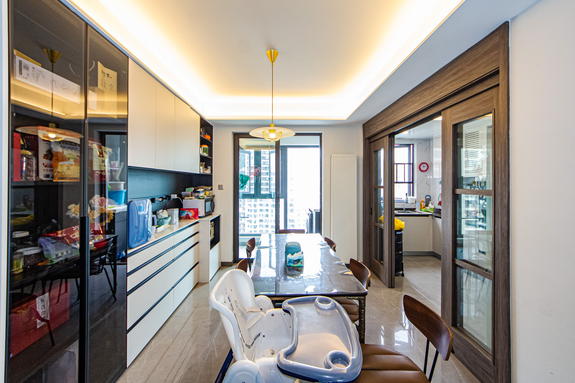 龙湖春江天玺 4室2厅2卫 246.0万 龙湖春江天玺 4室2厅2卫 246.0万客厅