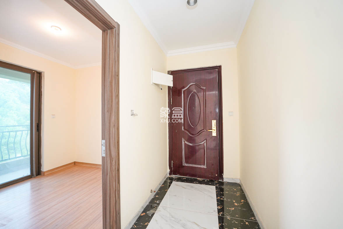 碧桂园公园壹号(凯怡茗苑)  3室2厅1卫    70.0万 碧桂园公园壹号(凯怡茗苑)  3室2厅1卫    70.0万其他