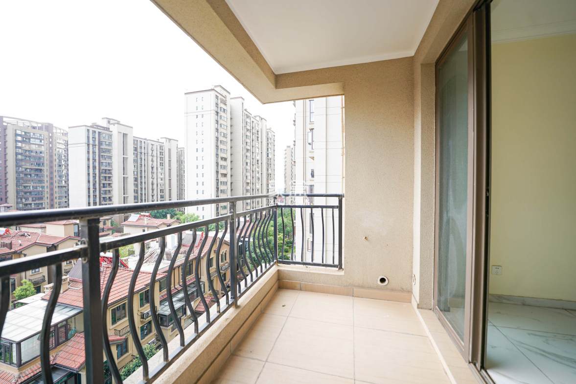 碧桂园公园壹号(凯怡茗苑)  3室2厅1卫    70.0万 碧桂园公园壹号(凯怡茗苑)  3室2厅1卫    70.0万其他