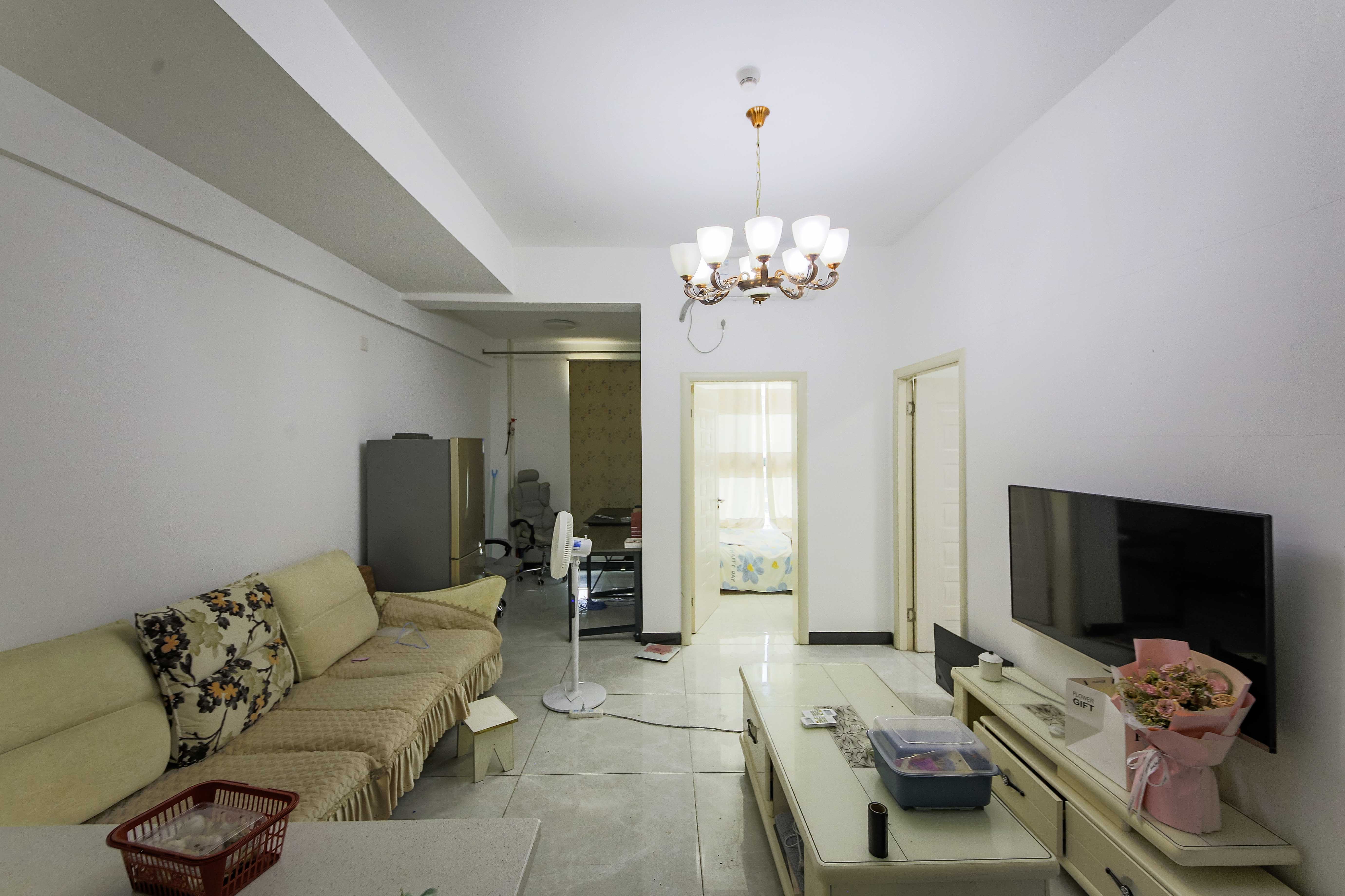 才子嘉都  1室0厅0卫    42.0万客厅