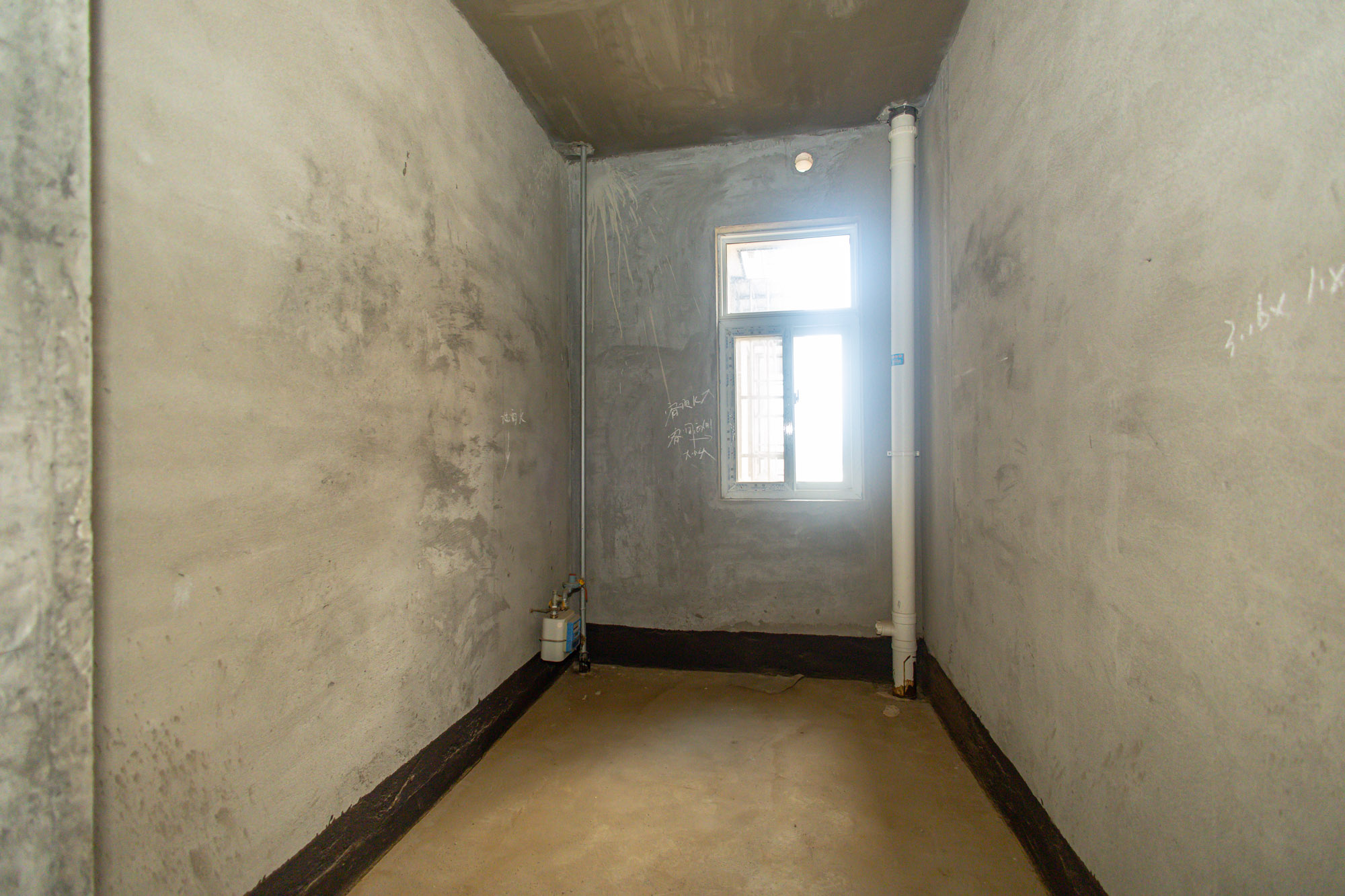 楚天世纪城西苑  3室2厅2卫    68.8万 楚天世纪城西苑  3室2厅2卫    68.8万厨房