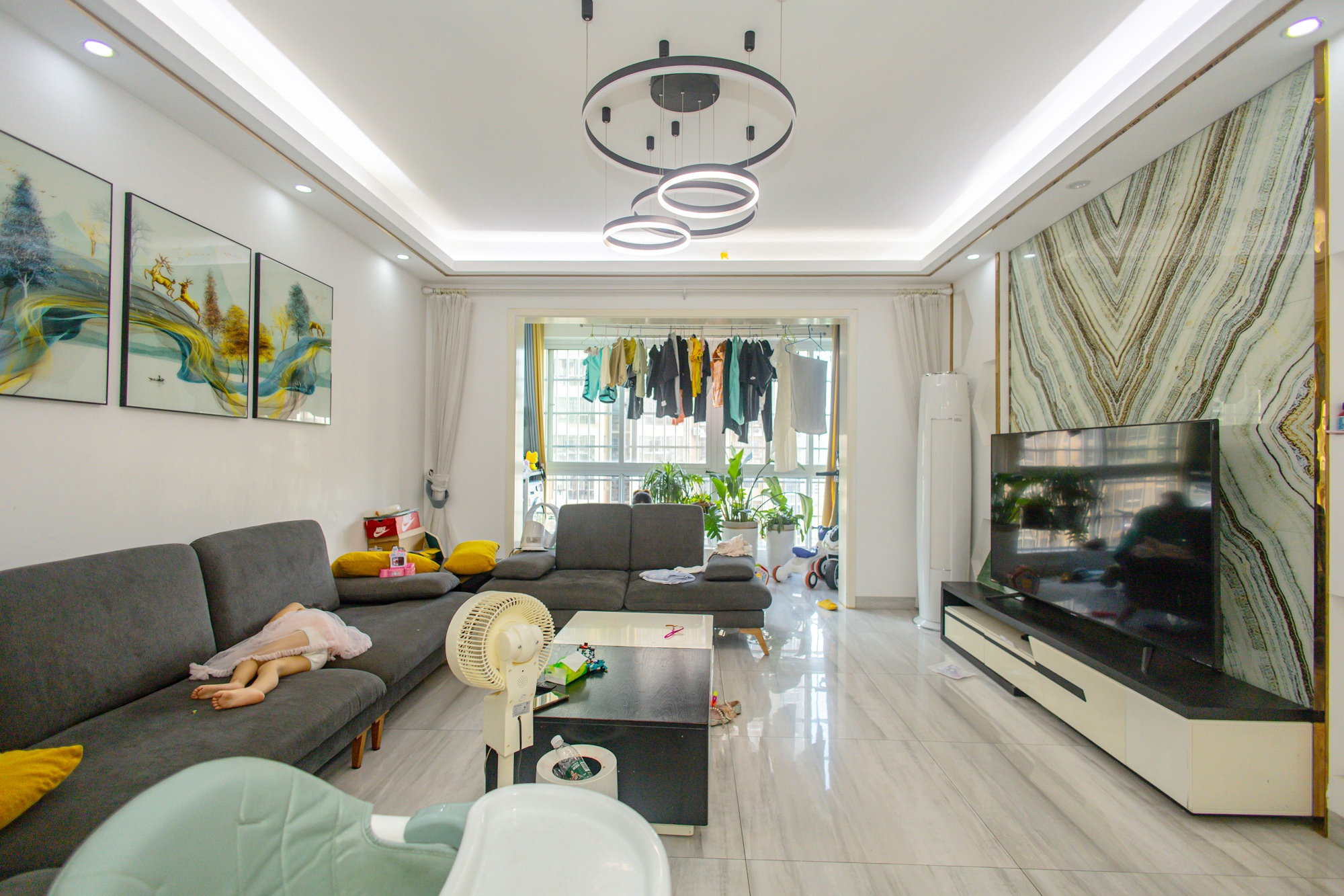 楚天世纪城西苑 3室2厅2卫 96.0万 楚天世纪城西苑 3室2厅2卫 96.0万客厅