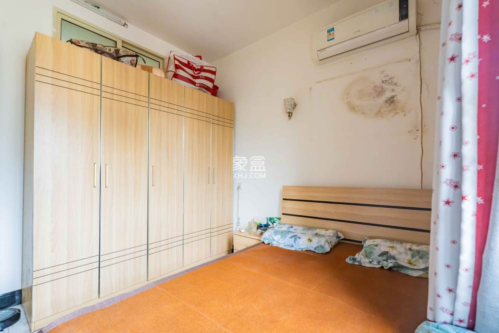 建湘新村  2室2廳1衛(wèi)   62.00萬(wàn)