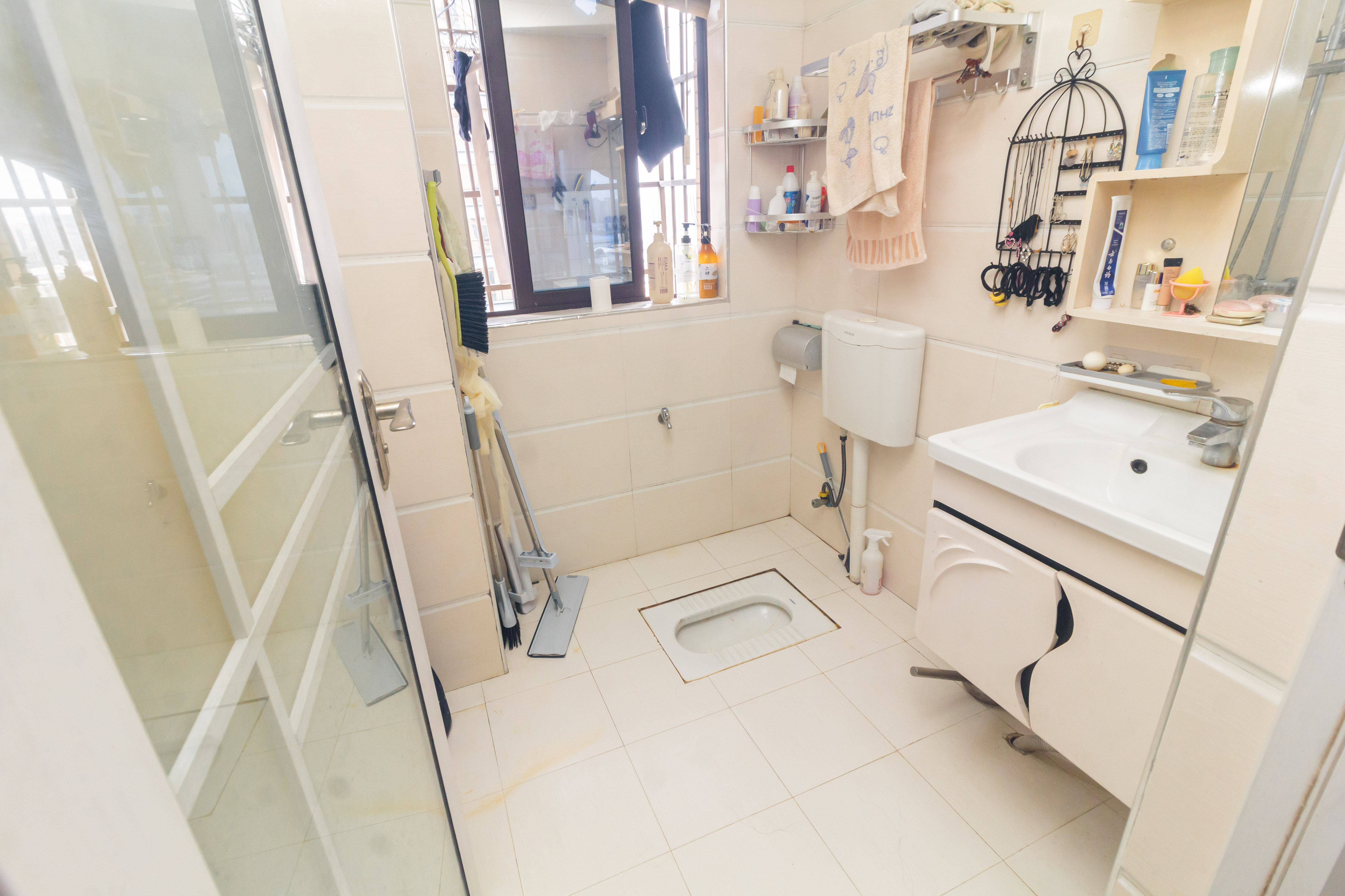 三景华御 3室2厅1卫 68.0万 三景华御 3室2厅1卫 68.0万卫生间