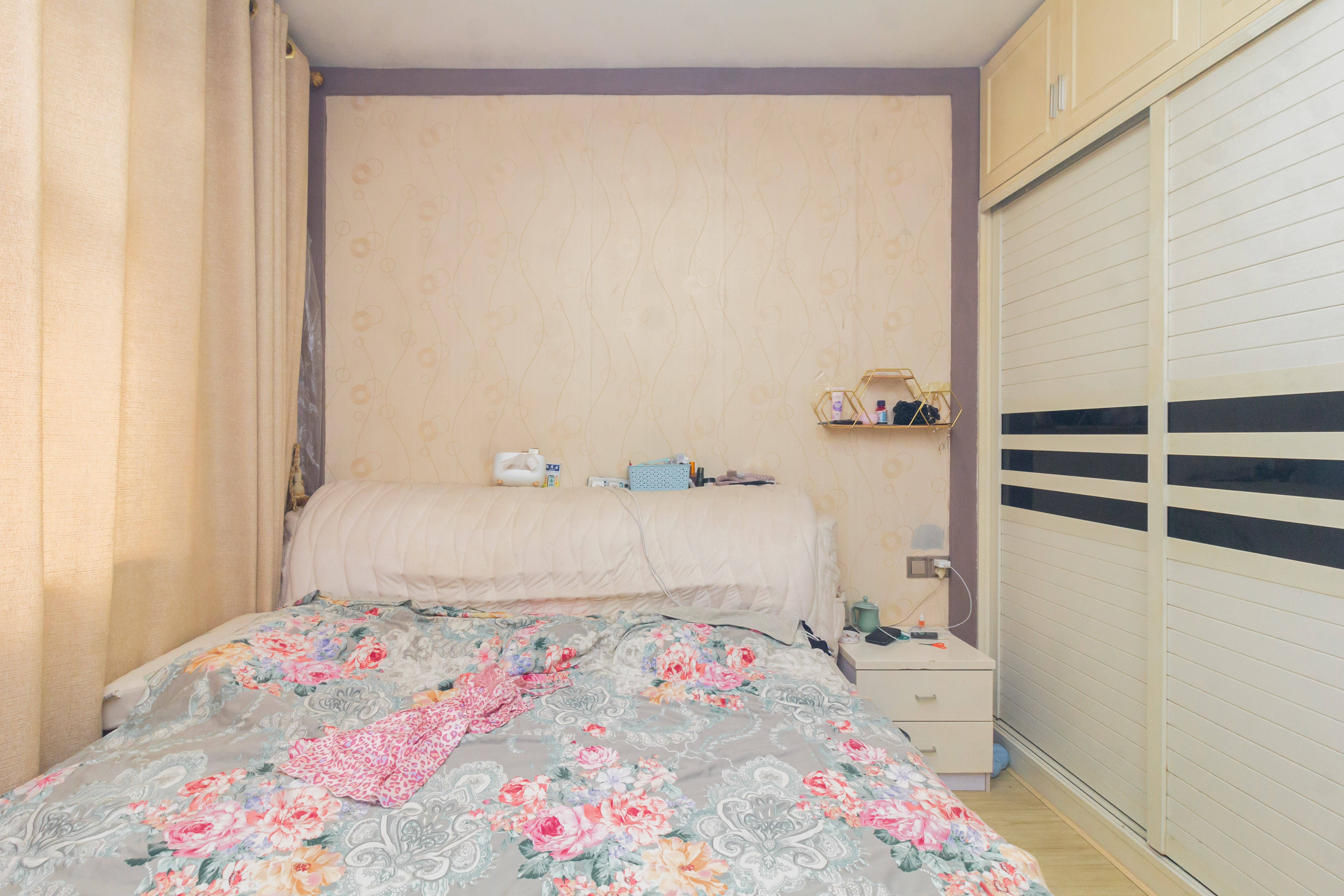 三景华御 3室2厅1卫 68.0万 三景华御 3室2厅1卫 68.0万卧室