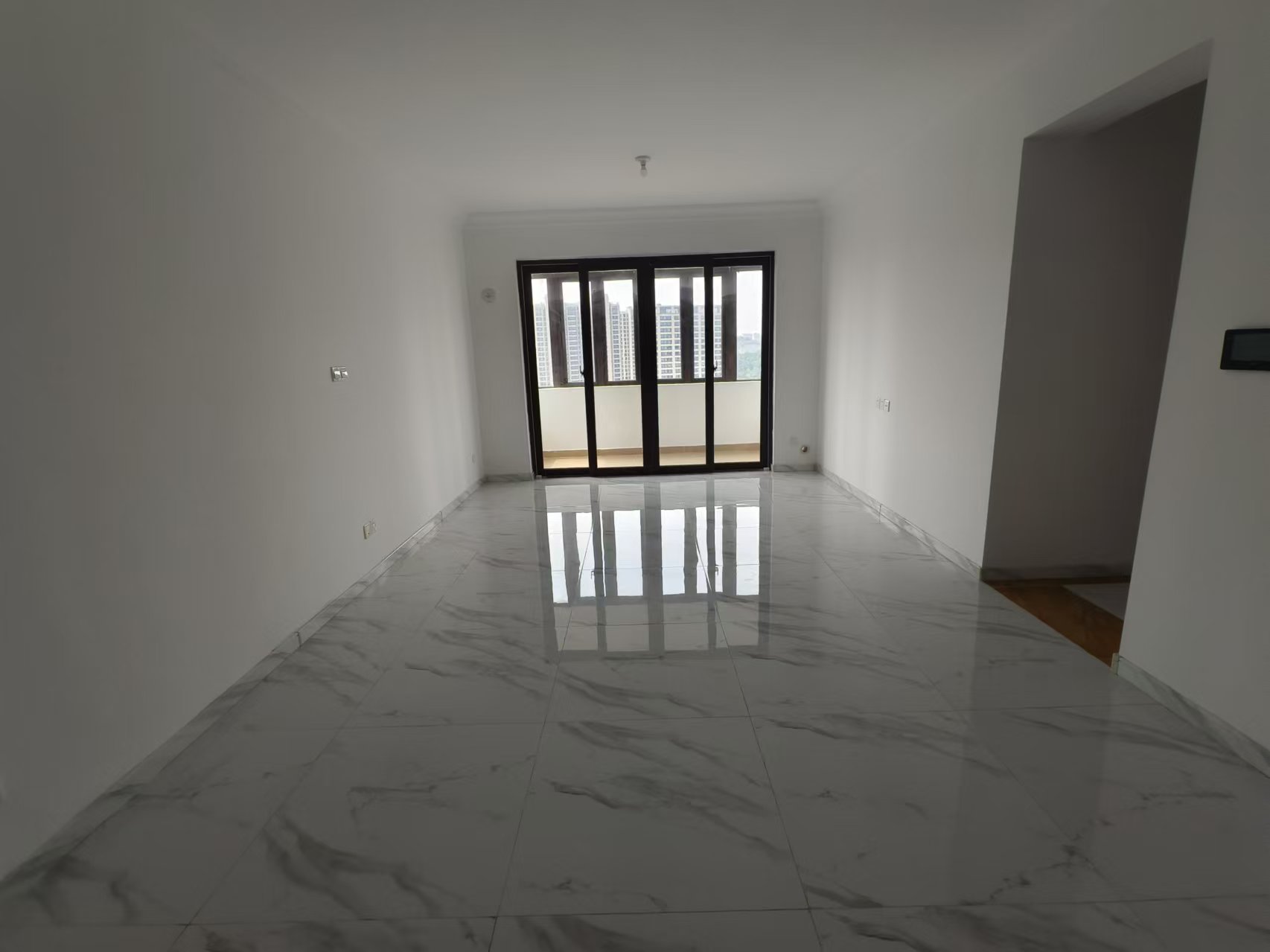 碧桂园麓府 3室2厅2卫 54.0万 碧桂园麓府 3室2厅2卫 54.0万室内图