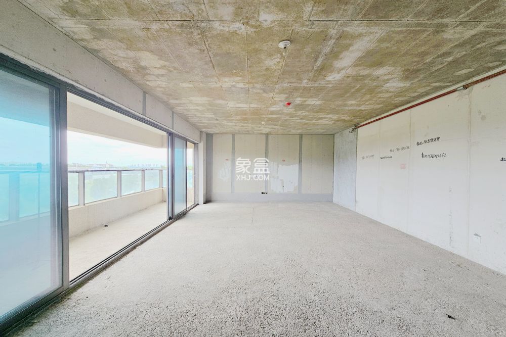 阳光城尚东湾愉景苑  4室2厅3卫    132.0万