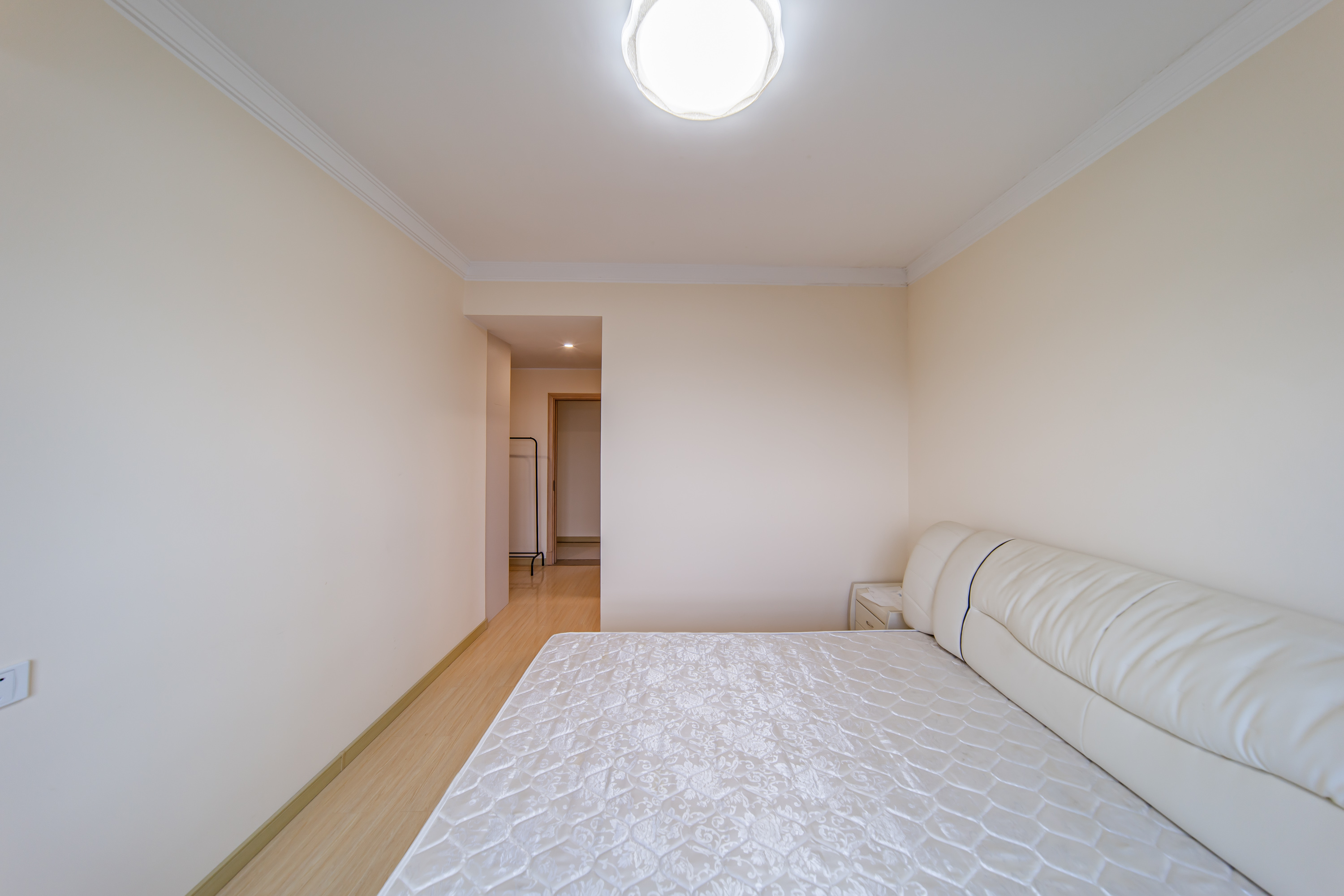 兰亭湾畔  3室2厅2卫   165.00万卧室