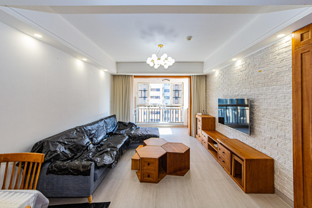 北辰三角洲E6区  1室0厅0卫    147.0万