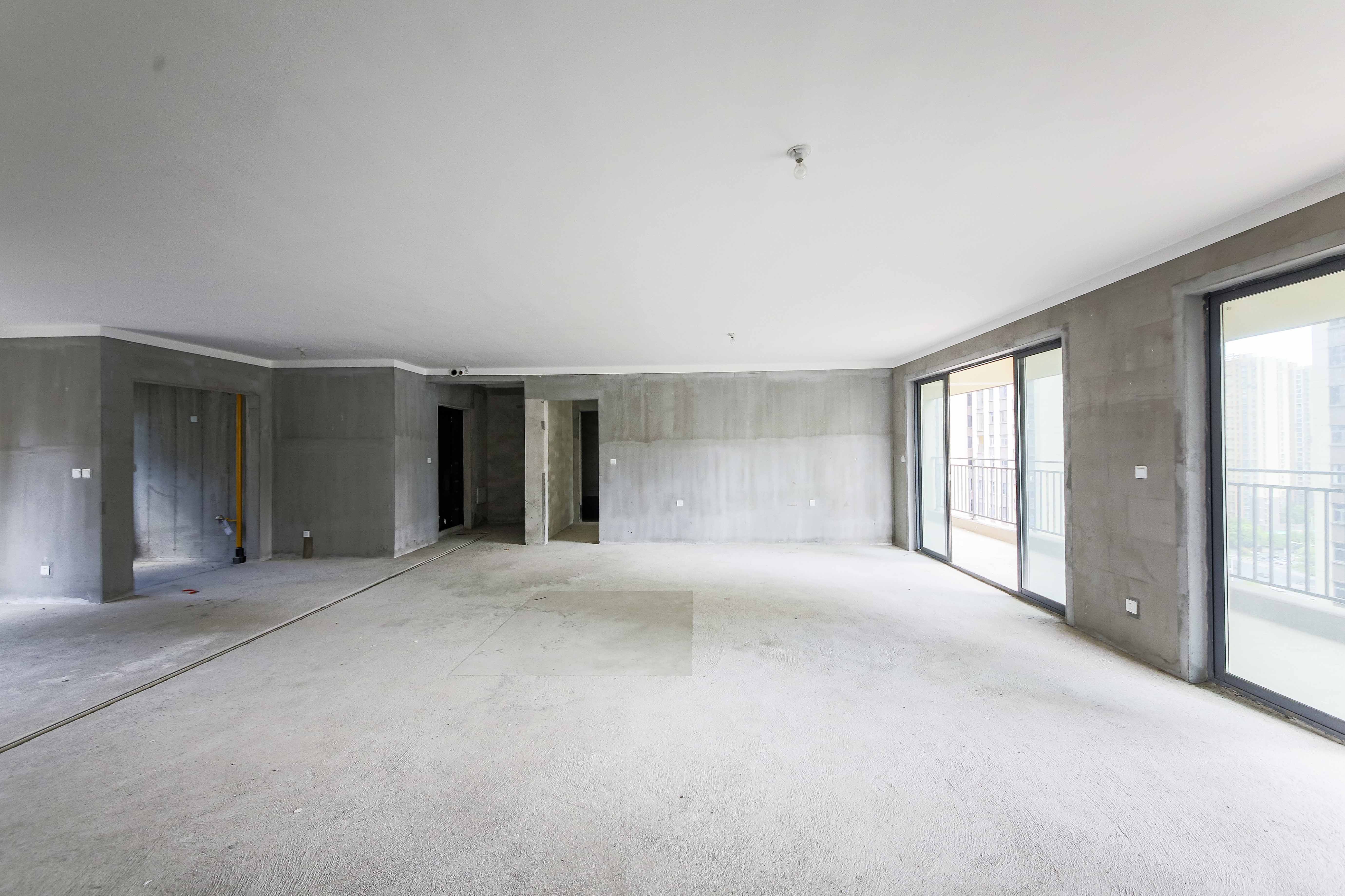中建钰和城  4室2厅3卫   340.00万客厅