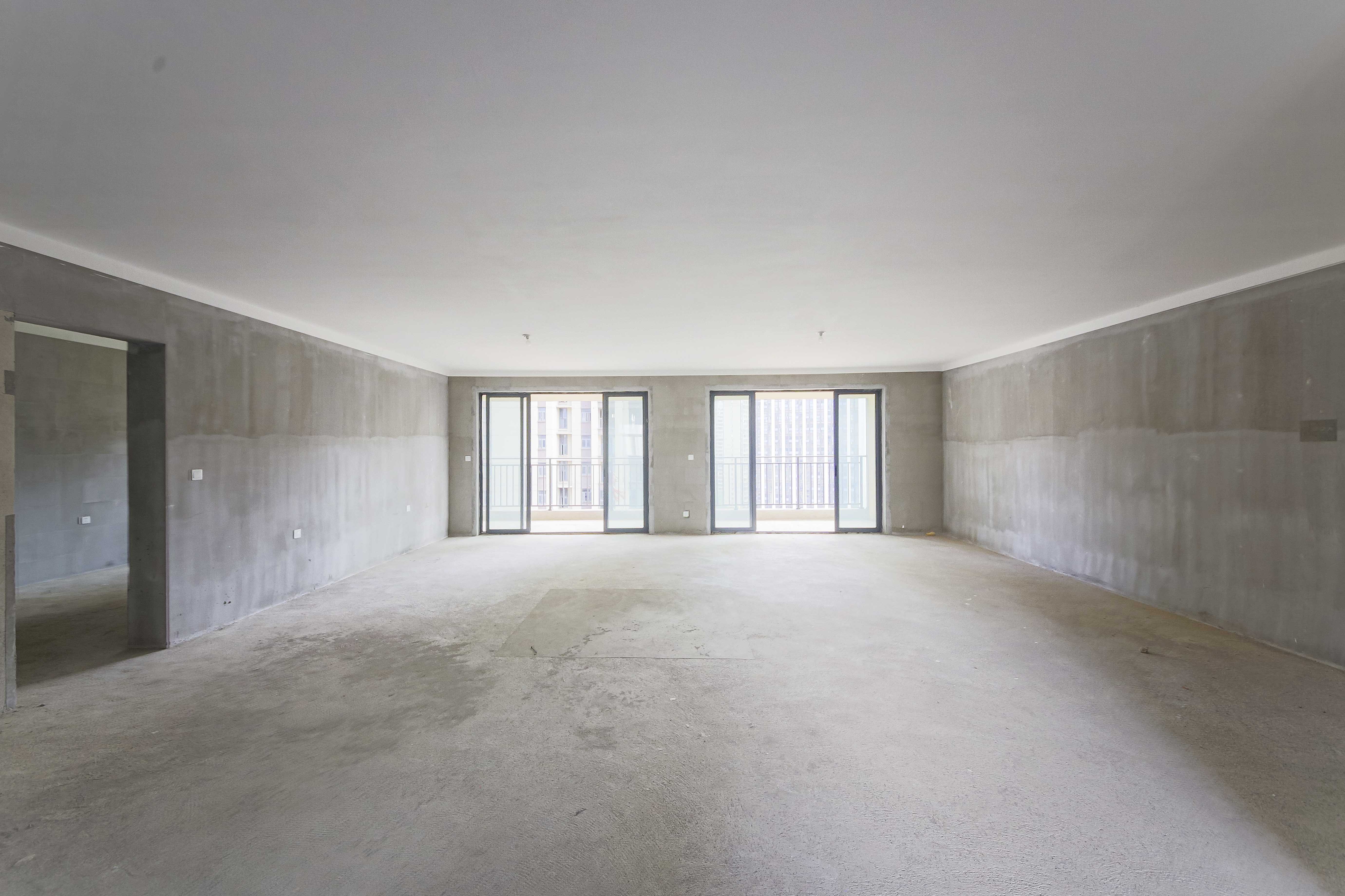 中建钰和城  4室2厅3卫   340.00万客厅