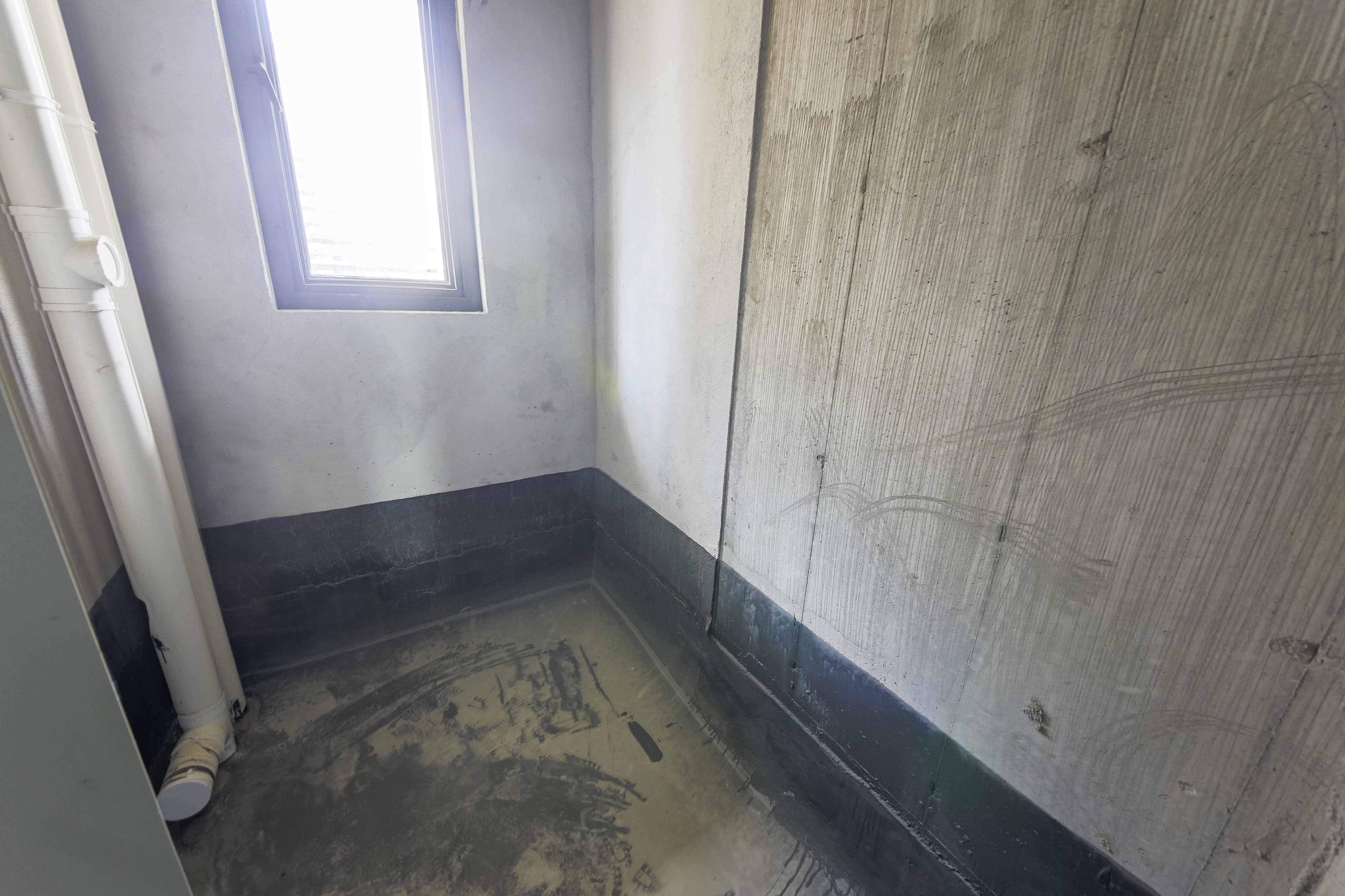 中建钰和城  4室2厅3卫   340.00万卫生间