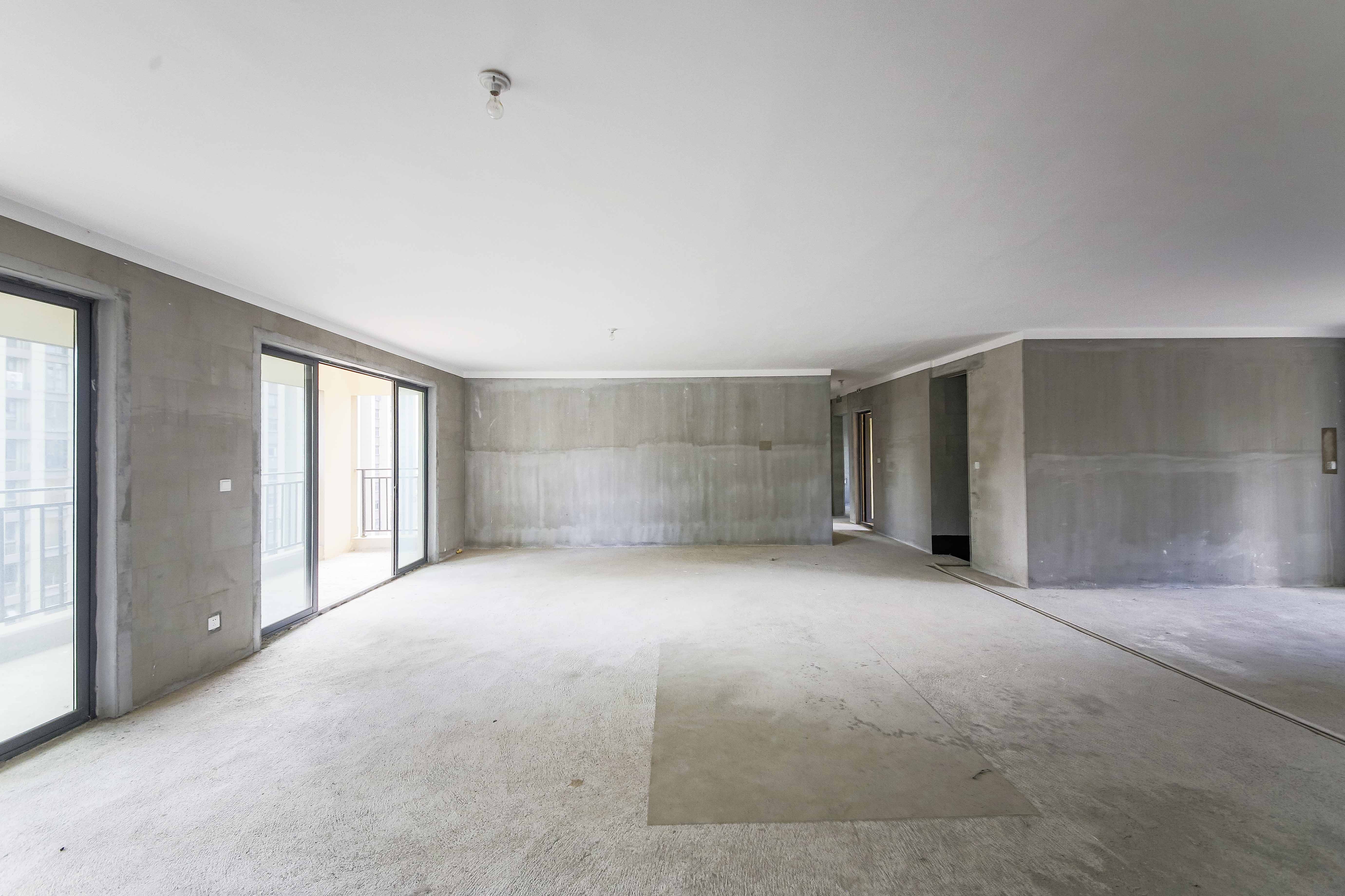 中建钰和城  4室2厅3卫   340.00万客厅