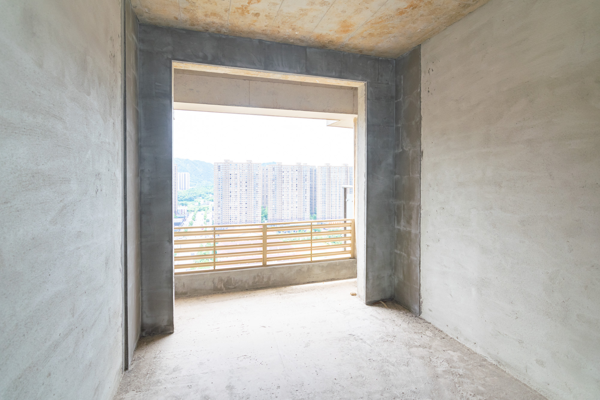 三润城（三润星城）  3室2厅2卫    72.0万卧室