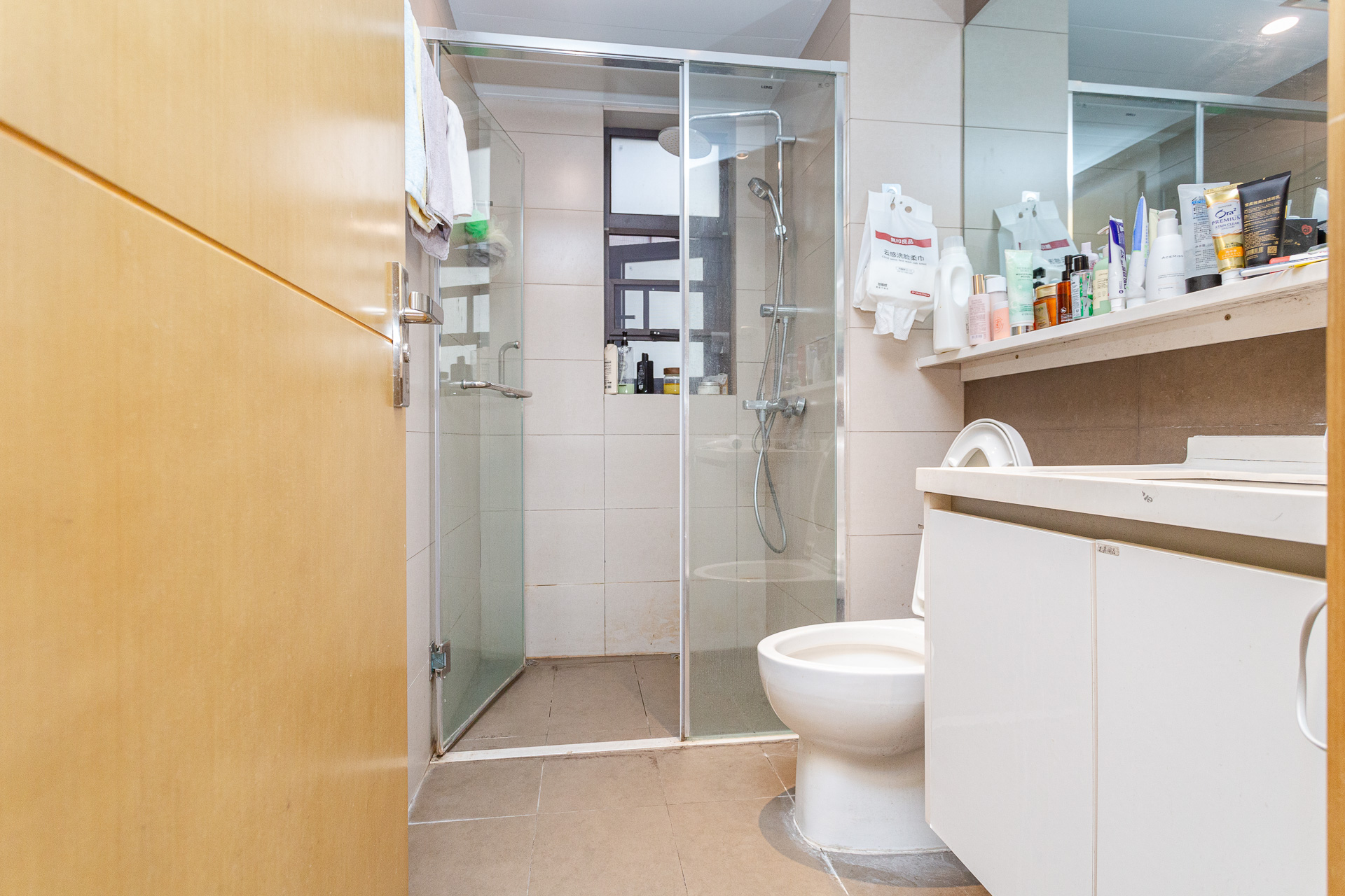 时代倾城四期 2室2厅1卫 81.0万 时代倾城四期 2室2厅1卫 81.0万卫生间