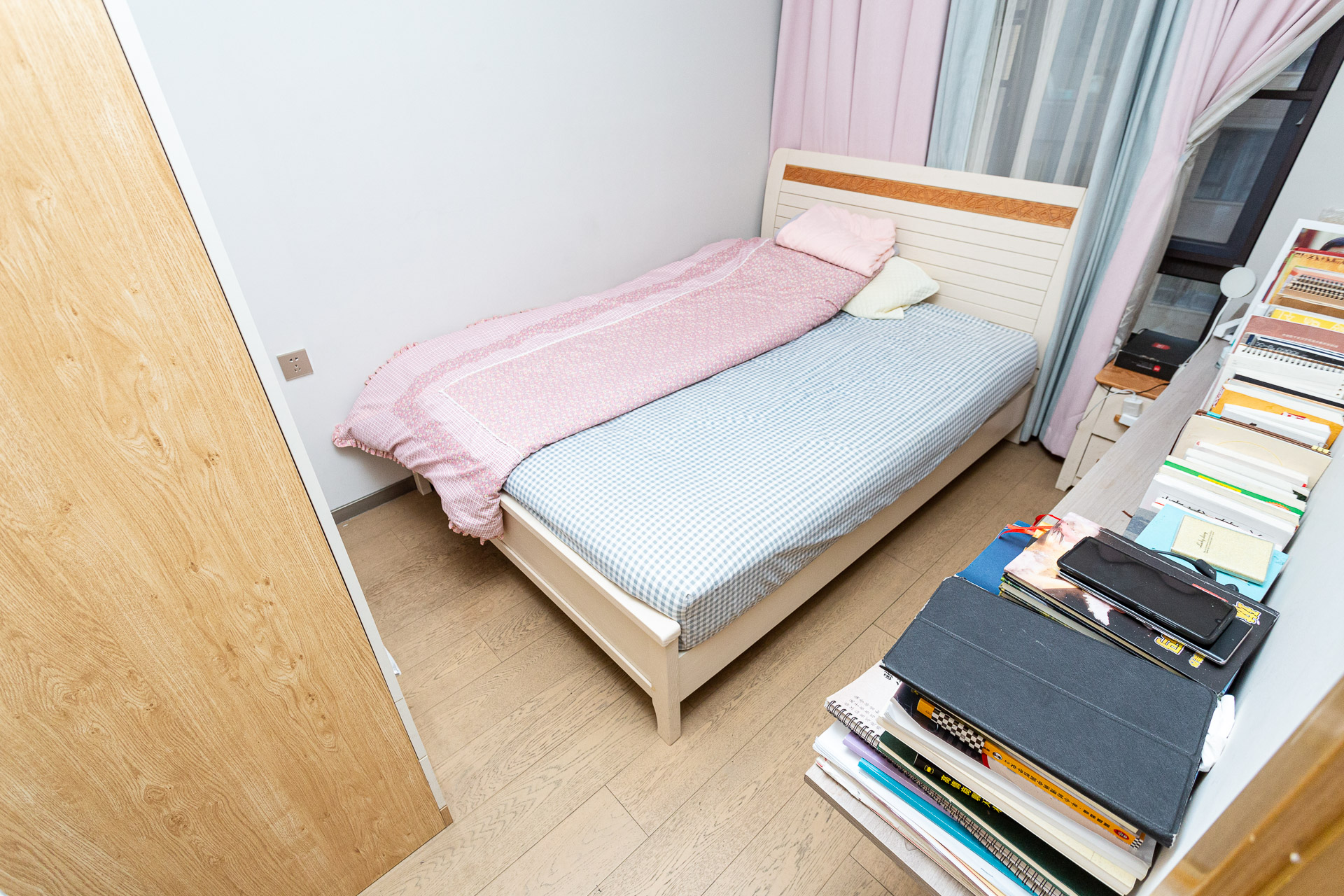 时代倾城四期 2室2厅1卫 81.0万 时代倾城四期 2室2厅1卫 81.0万卧室