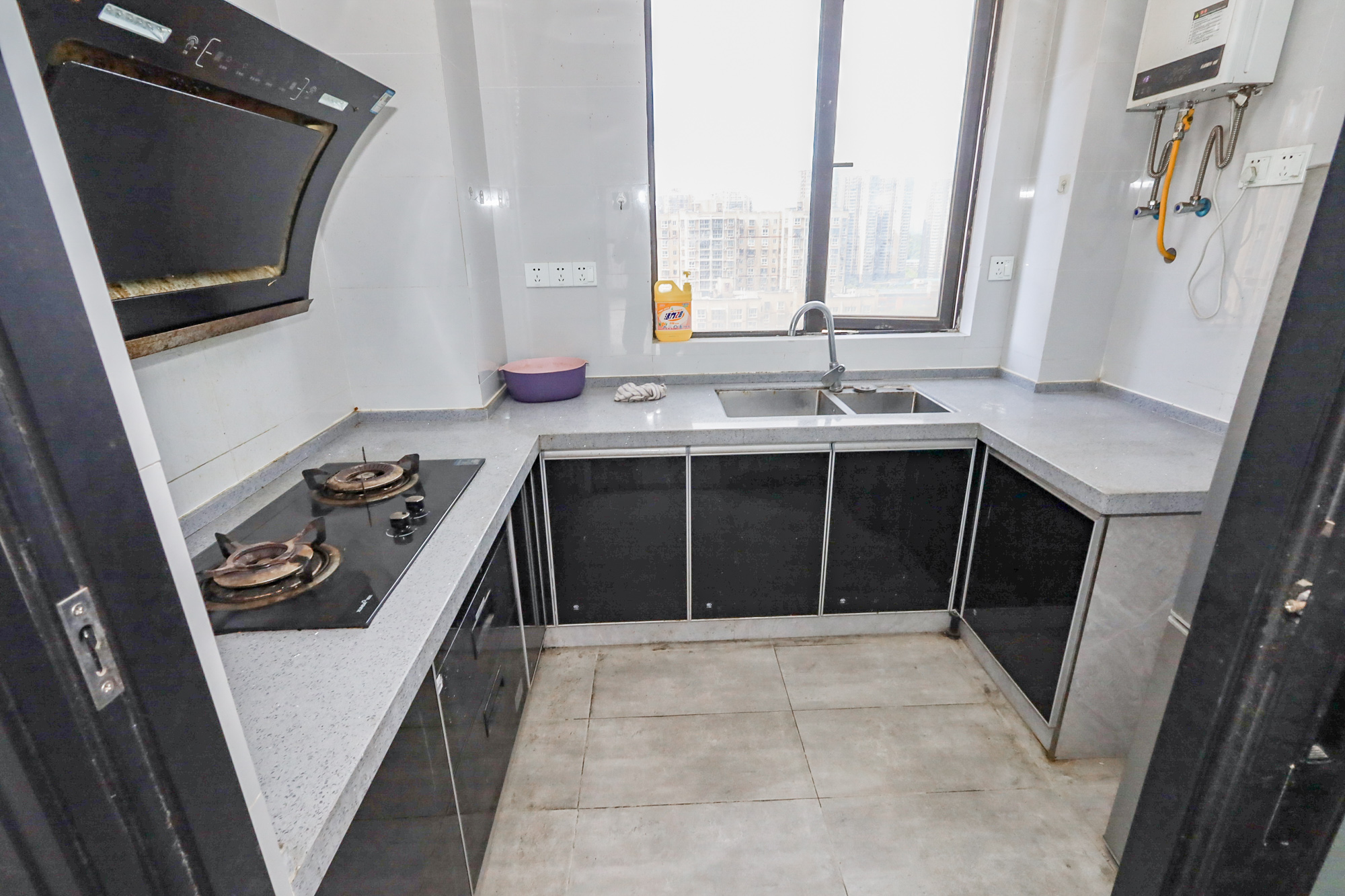 光明E城 4室2厅2卫 115.0万 光明E城 4室2厅2卫 115.0万厨房