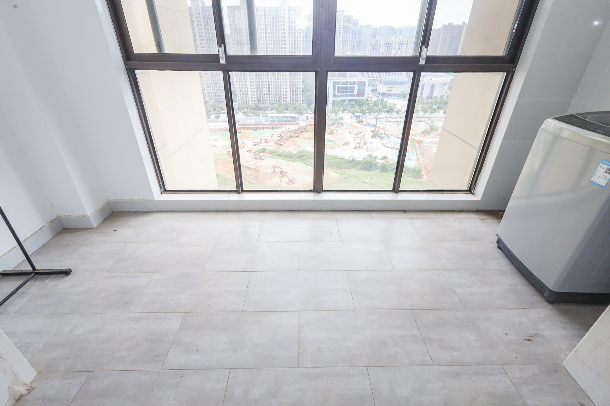 光明E城 4室2厅2卫 115.0万 光明E城 4室2厅2卫 115.0万阳台