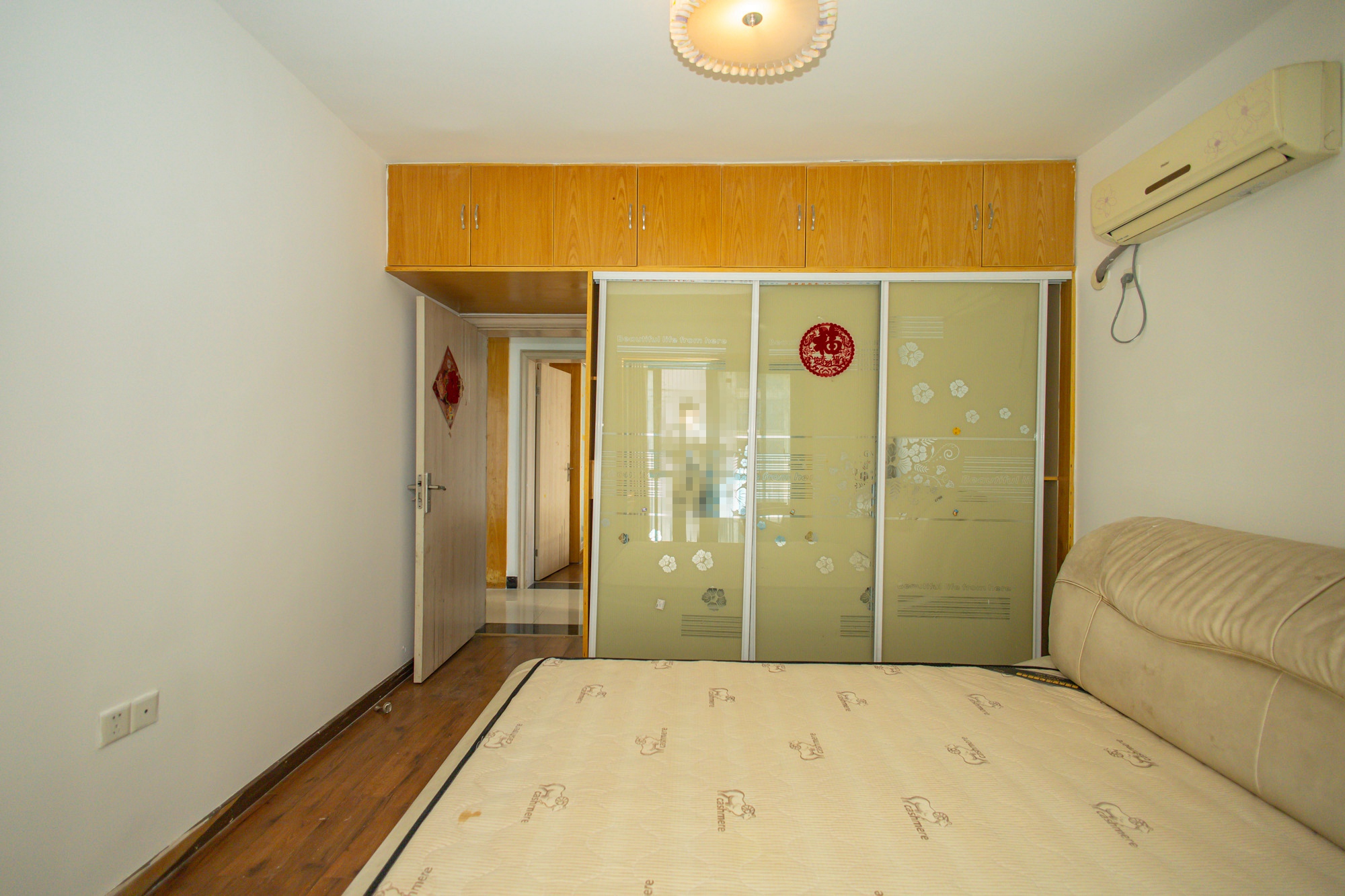 蝴蝶谷 2室2厅1卫 45.8万 蝴蝶谷 2室2厅1卫 45.8万卧室