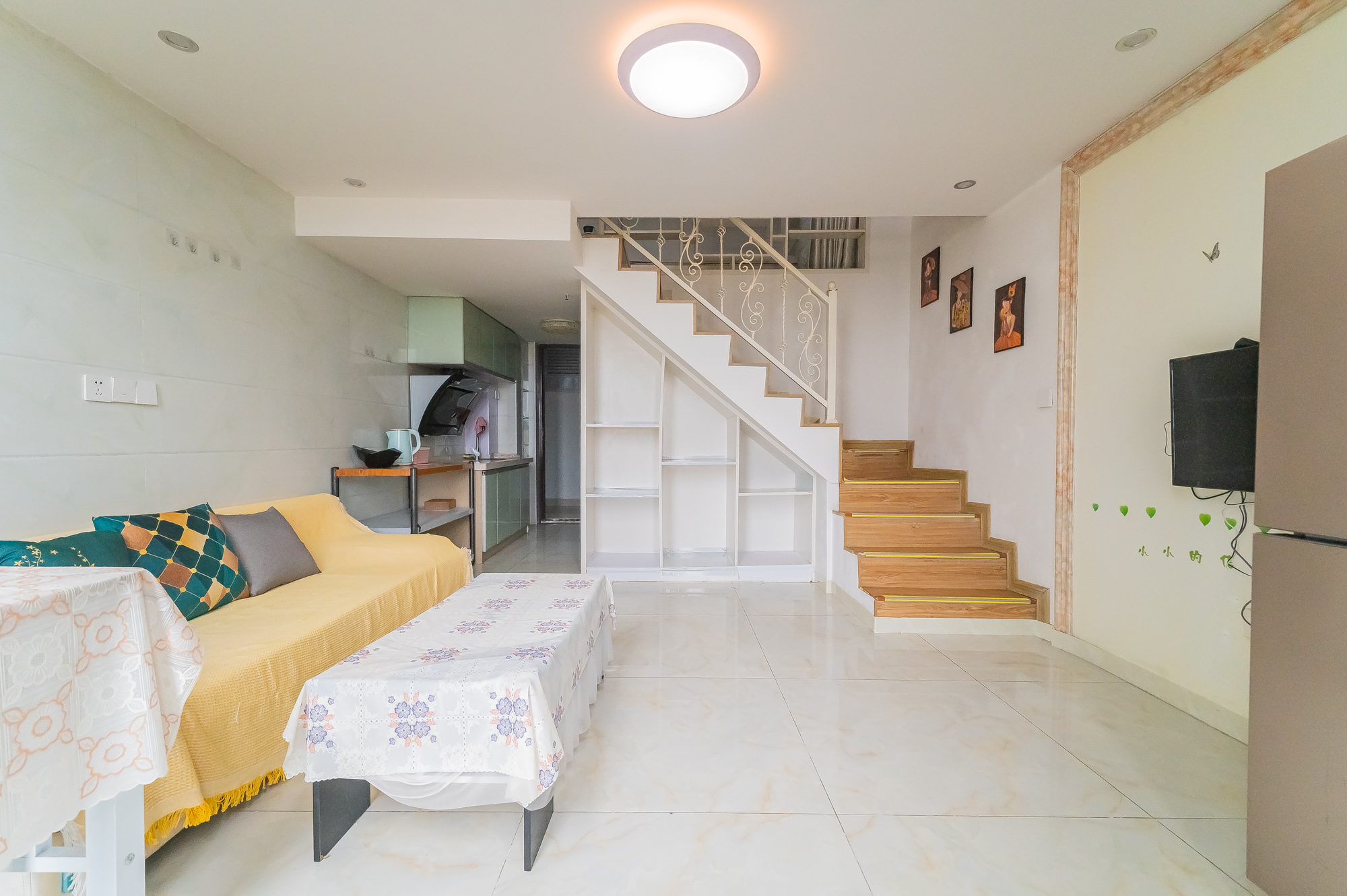 MOMA当代广场 2室1厅1卫 28.8万 MOMA当代广场 2室1厅1卫 28.8万客厅