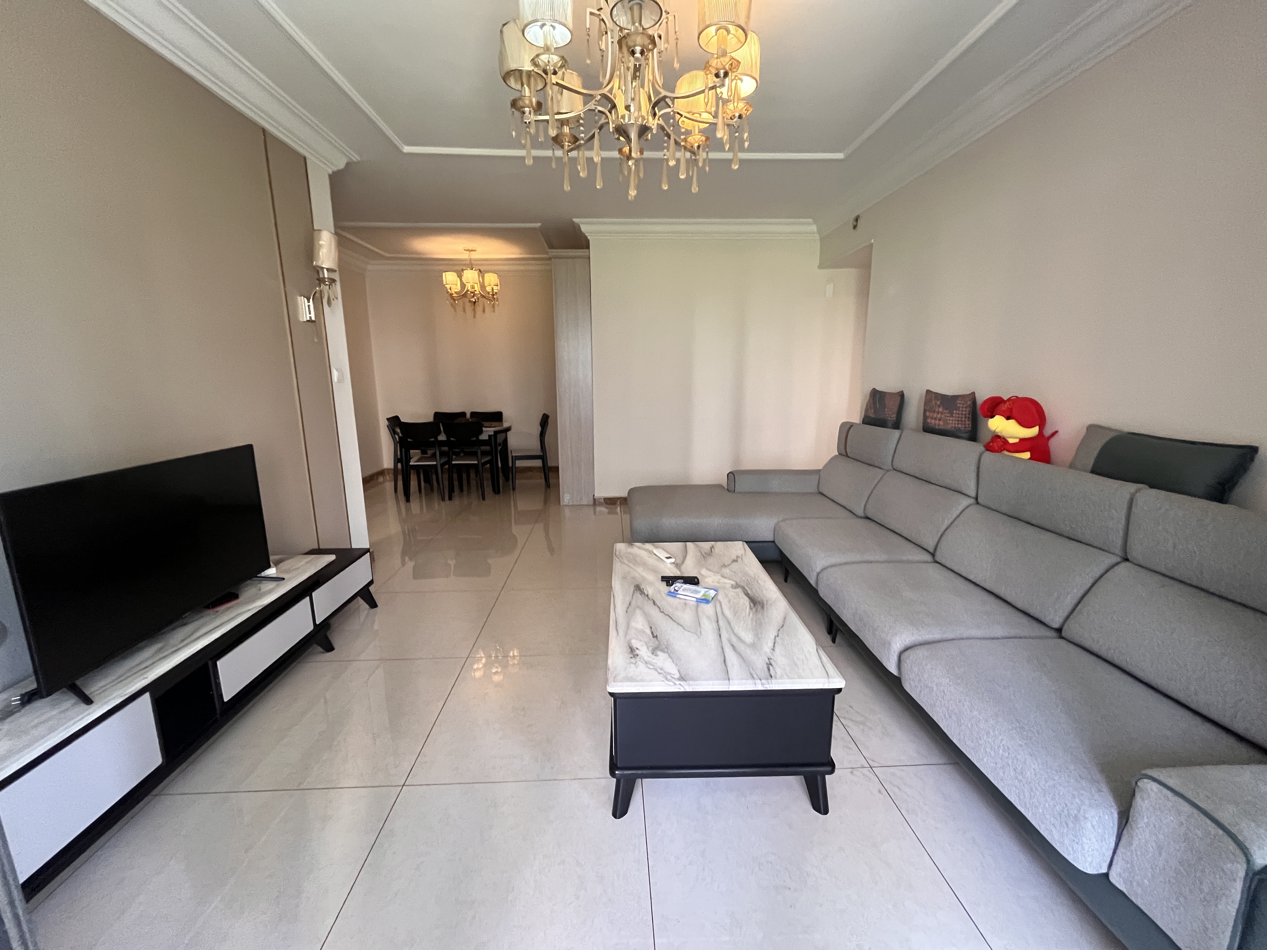 恒大华府 3室2厅2卫 85.0万 恒大华府 3室2厅2卫 85.0万室内图