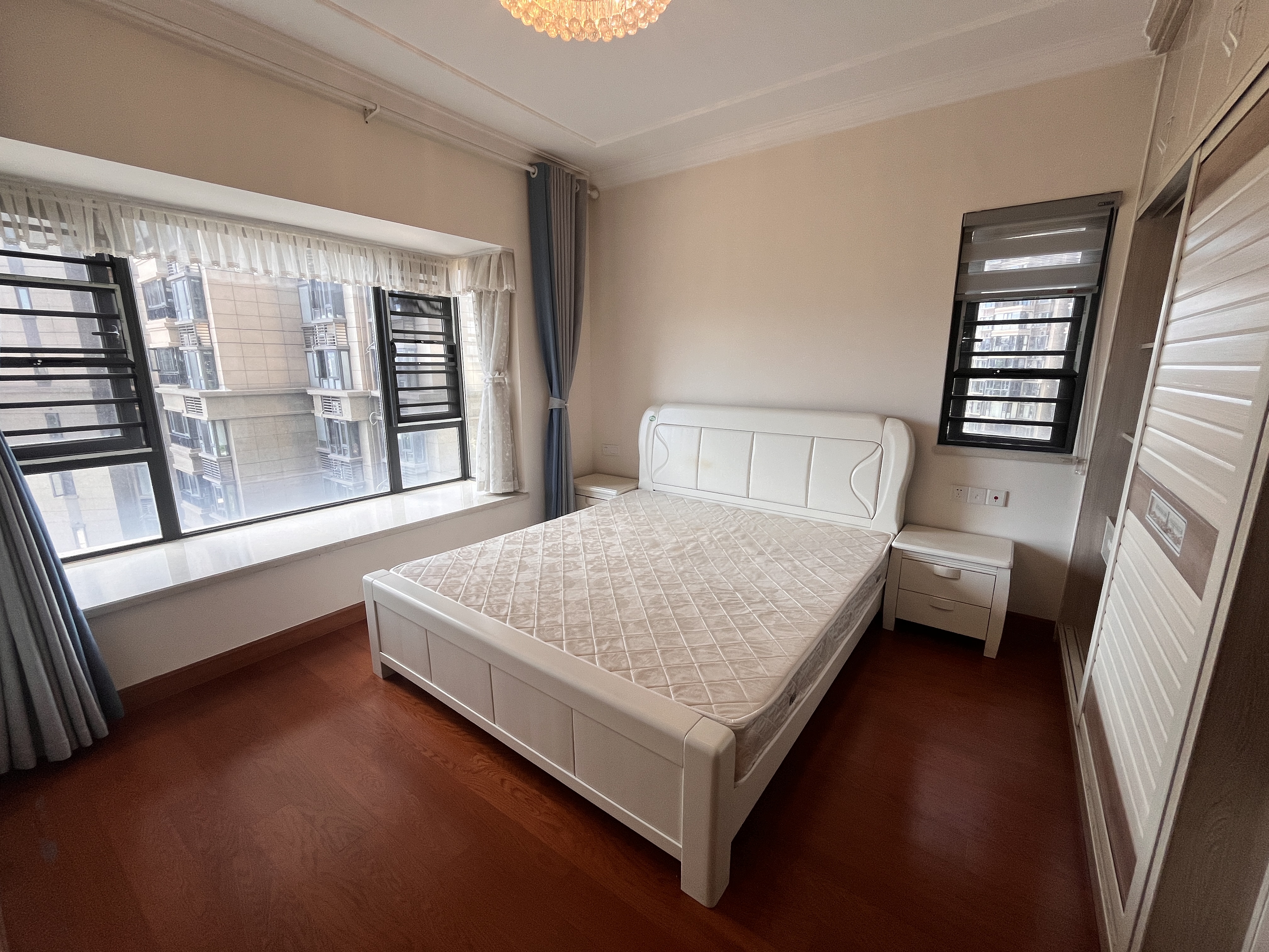 恒大华府 3室2厅2卫 85.0万 恒大华府 3室2厅2卫 85.0万室内图