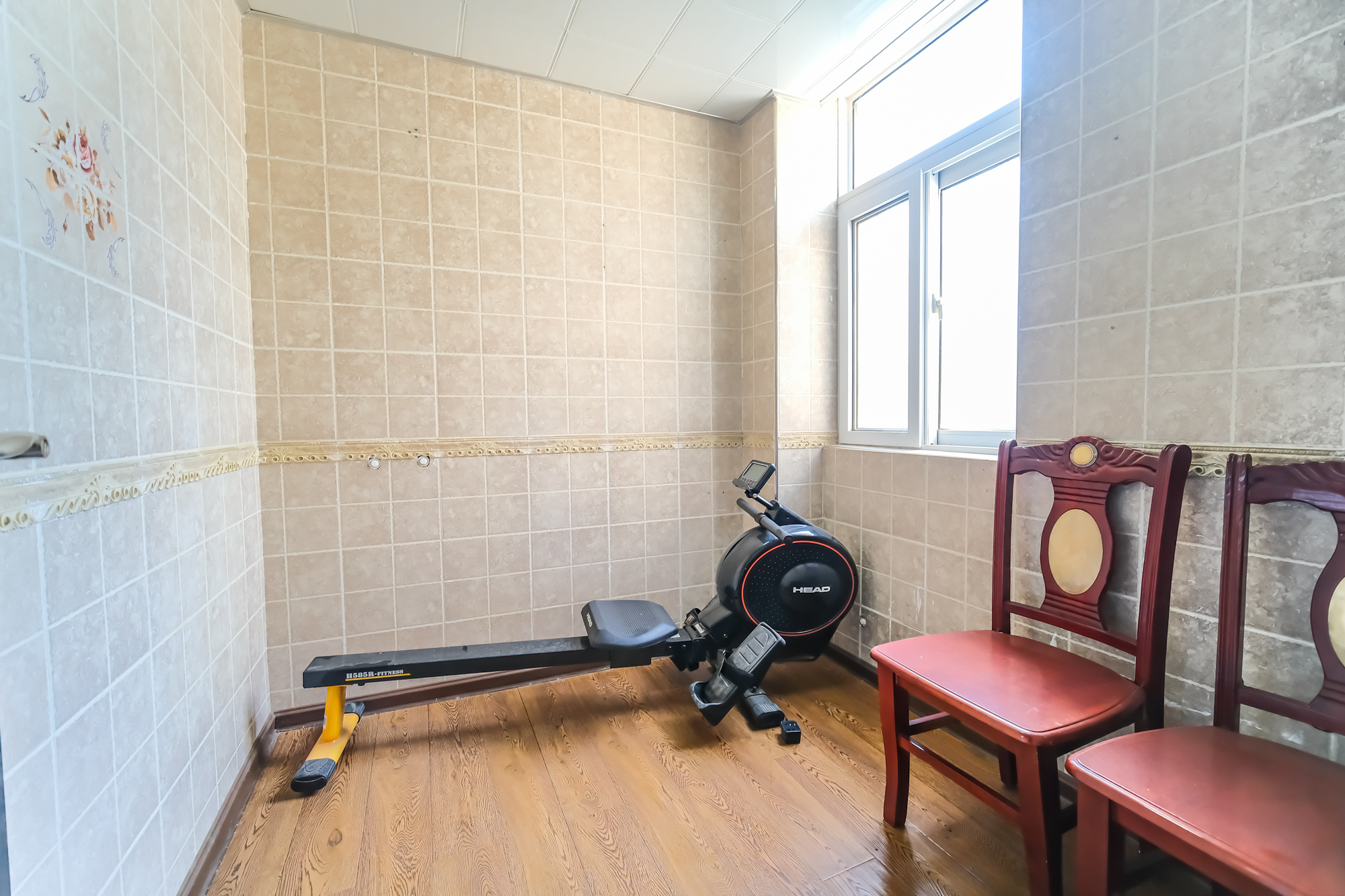 山水湾 3室2厅2卫 81.00万 山水湾 3室2厅2卫 81.00万卫生间