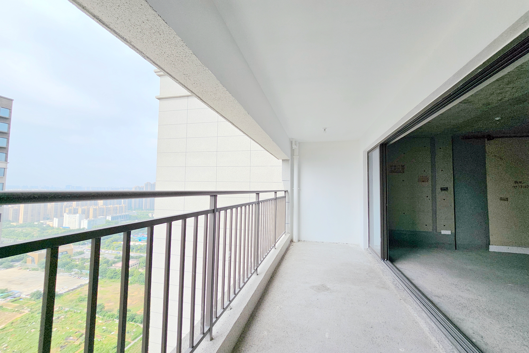 阳光城尚东湾嘉林苑 3室2厅2卫 100.0万 阳光城尚东湾嘉林苑 3室2厅2卫 100.0万其他