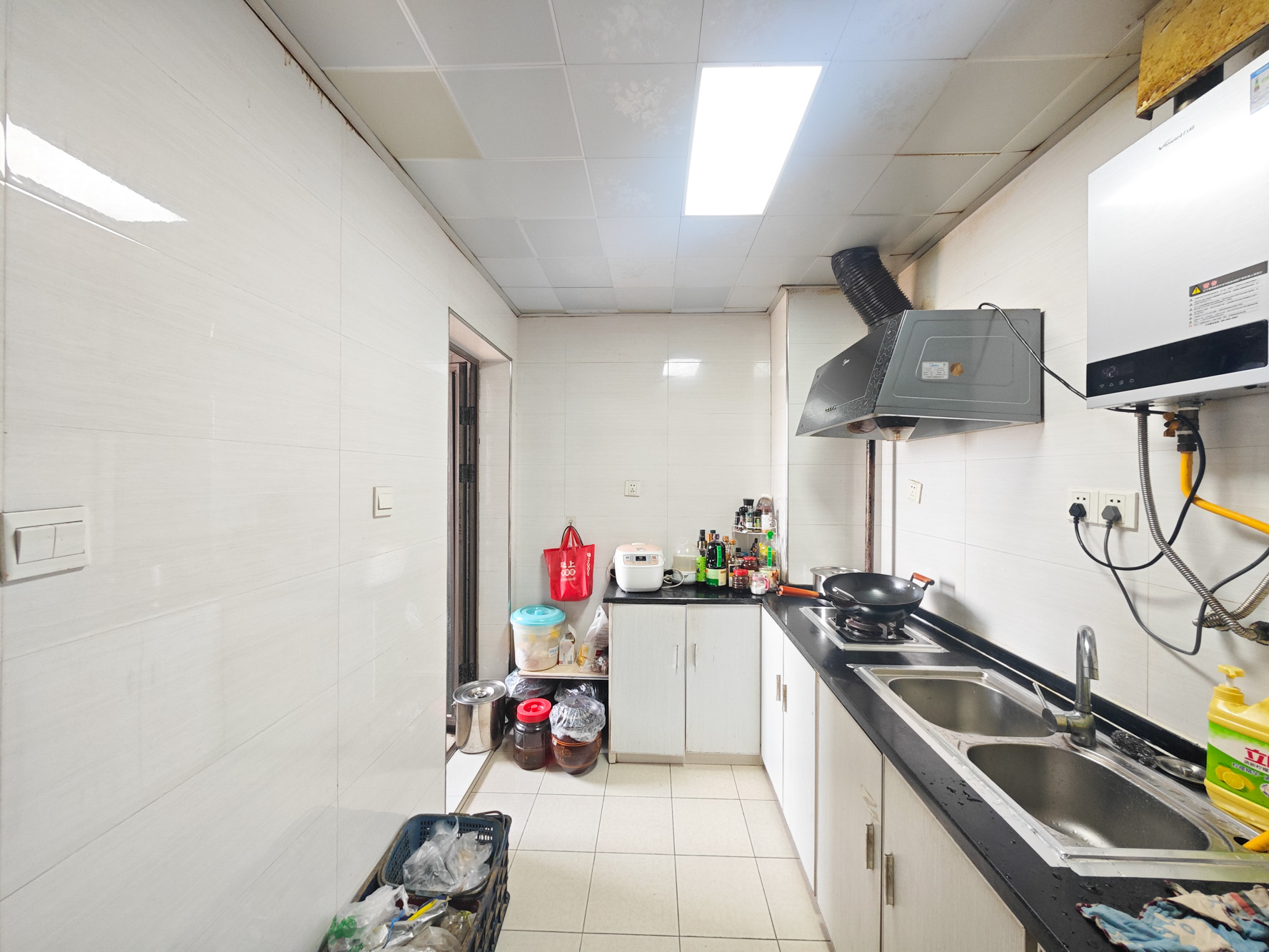 德庆水韵山城 2室2厅1卫 45.8万 德庆水韵山城 2室2厅1卫 45.8万厨房