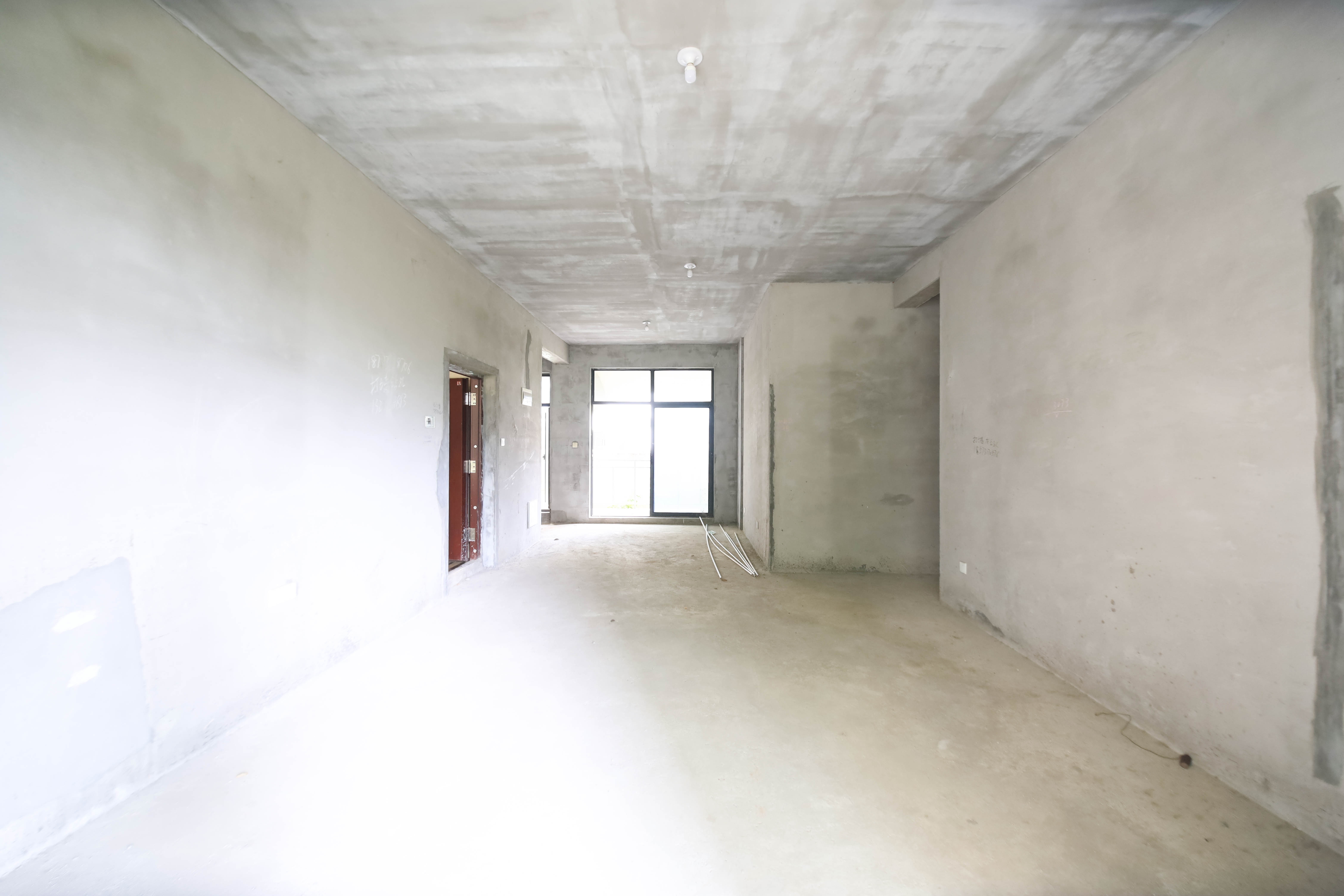 五矿万境园 4室2厅2卫 175.0万 五矿万境园 4室2厅2卫 175.0万客厅