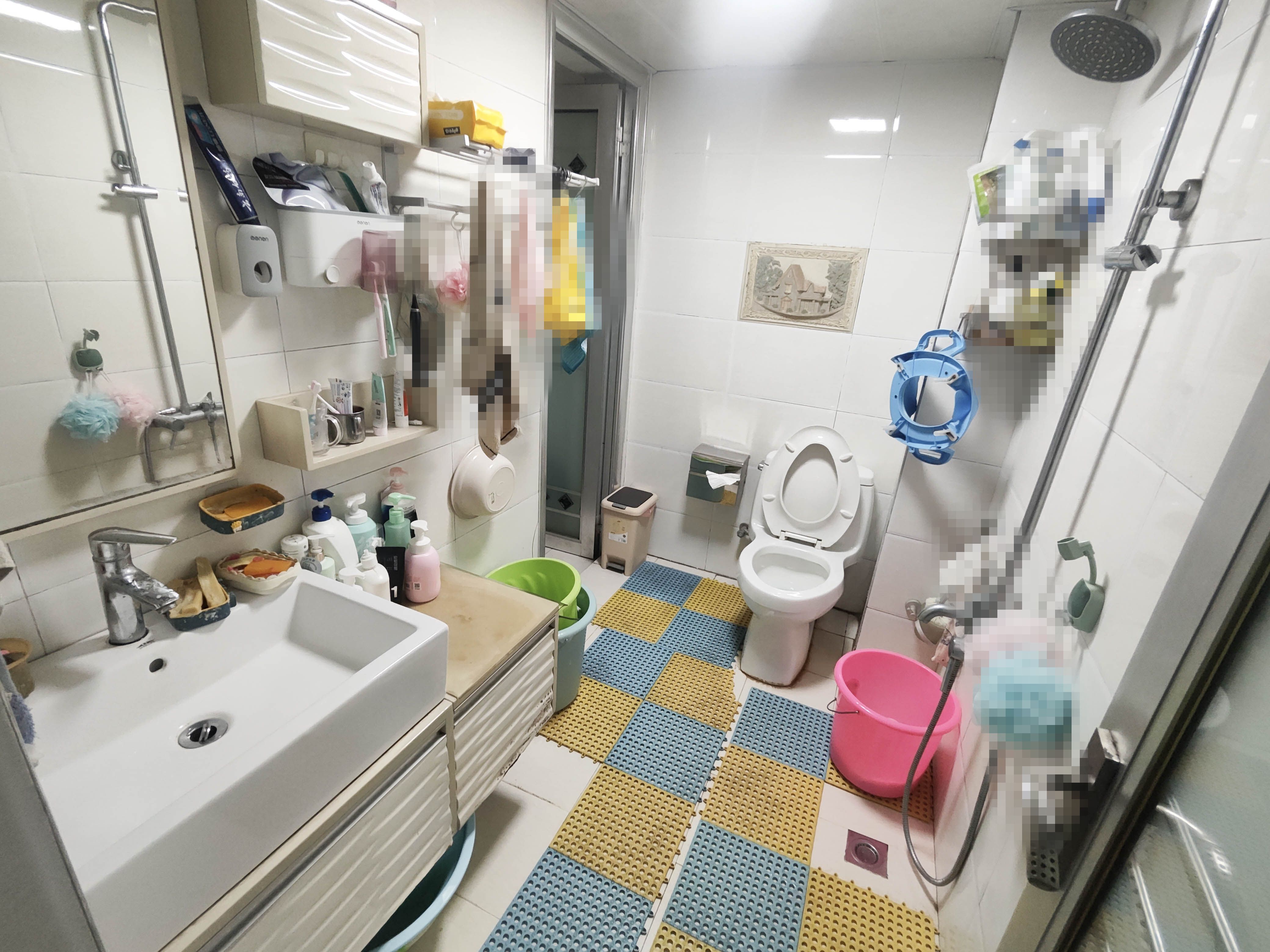 翡翠云天  2室2厅1卫   70.00万其他